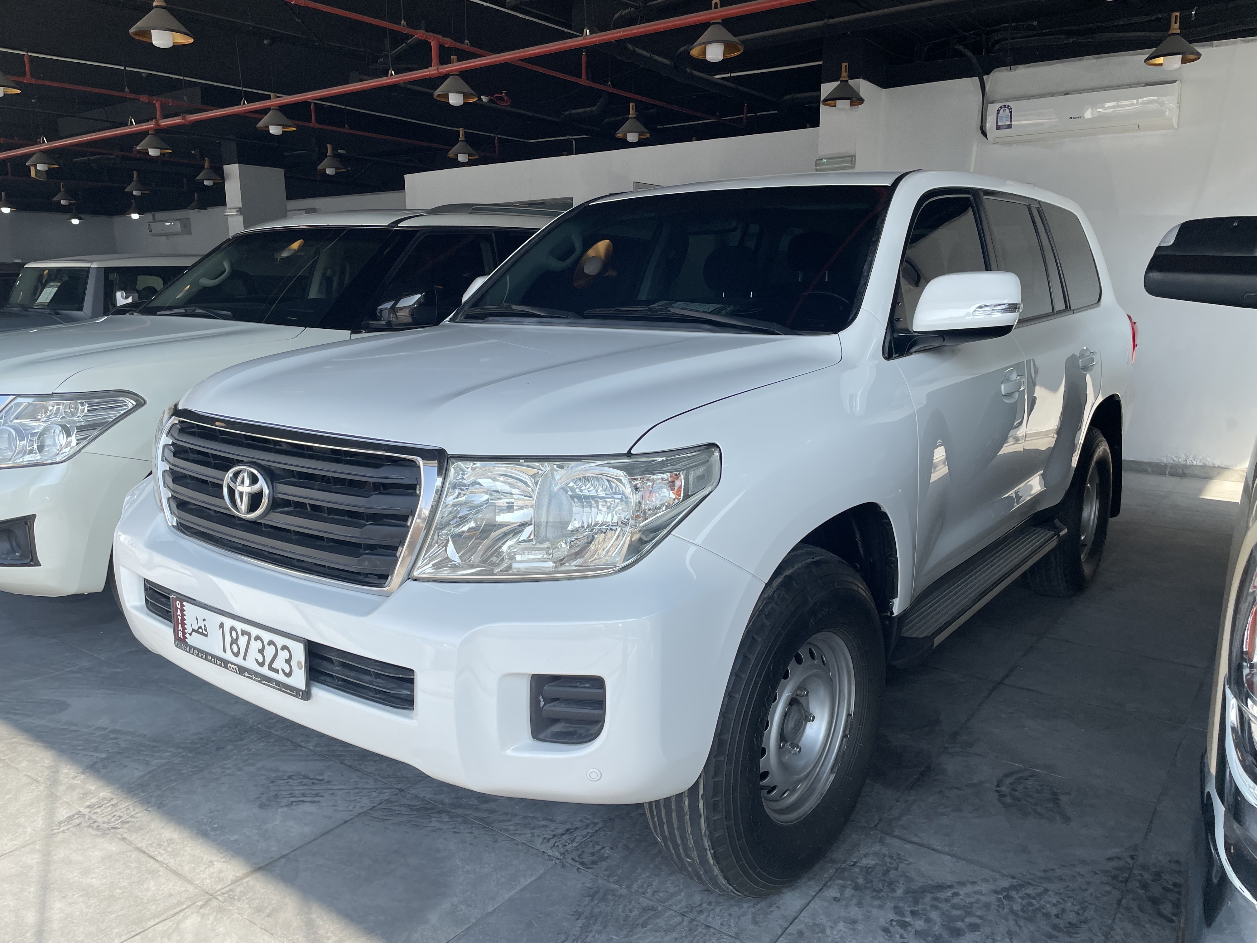Toyota Land Cruiser G standard 2014