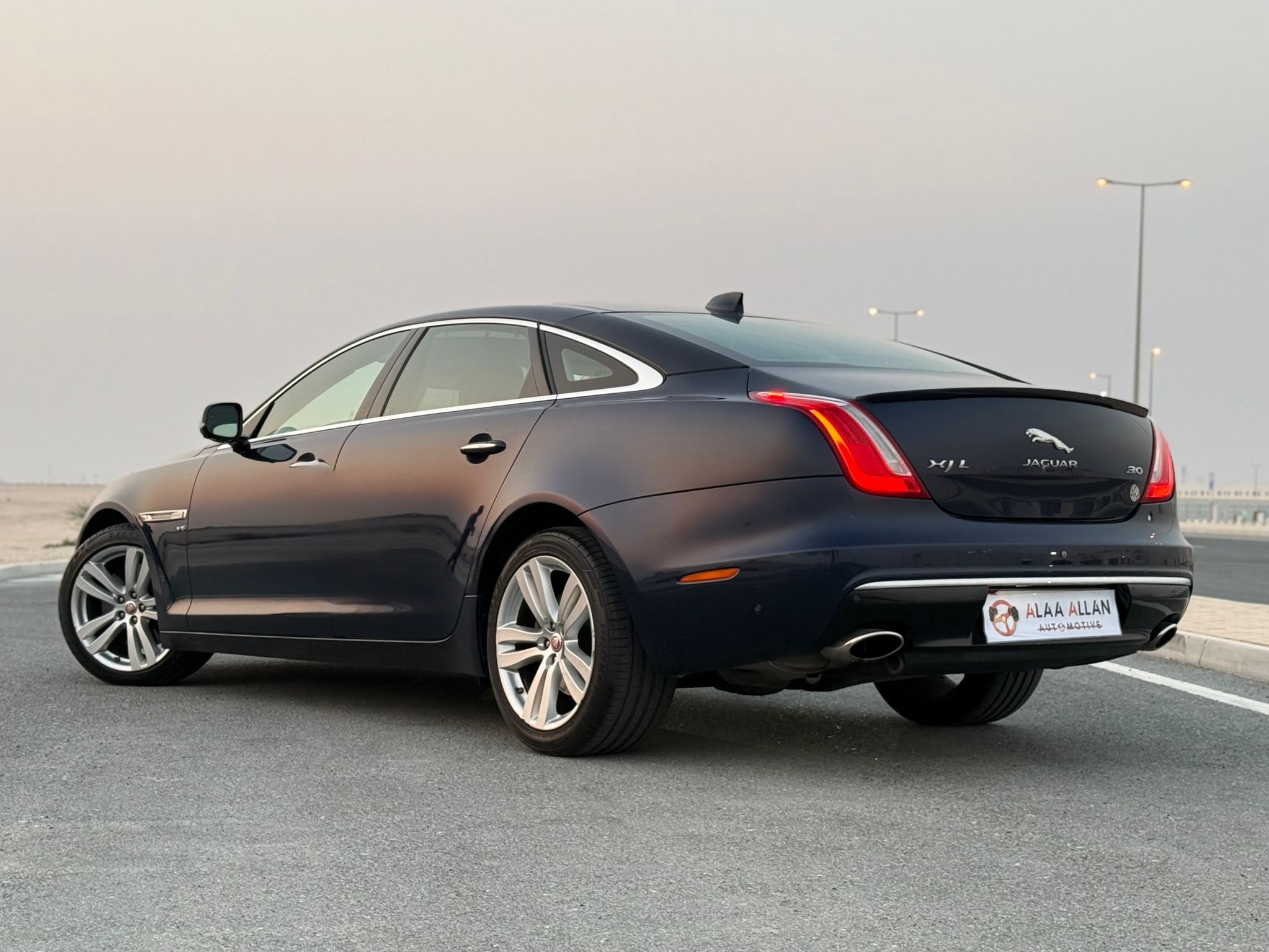 Jaguar XJL 2016 - Image 4