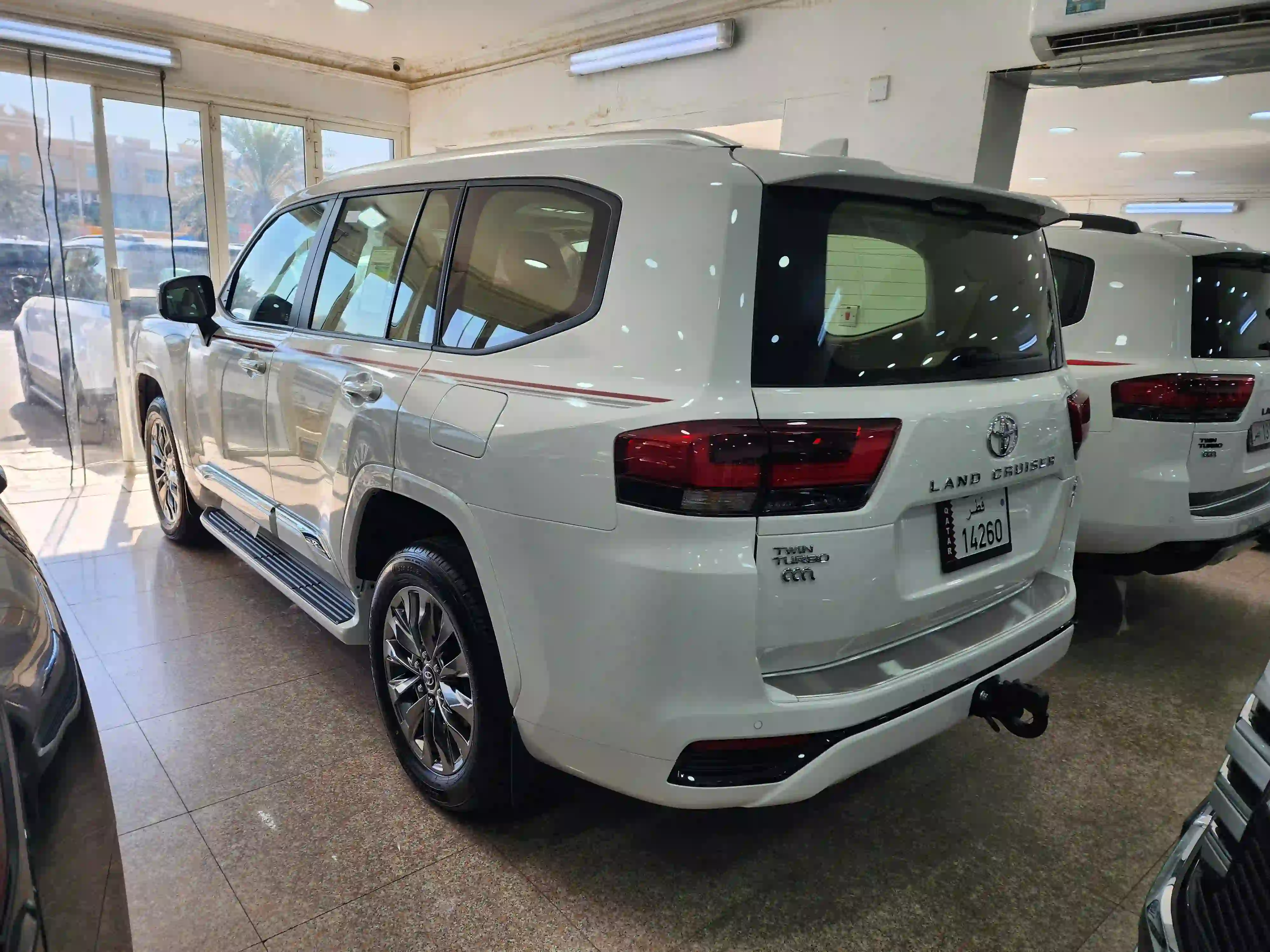 Toyota Land Cruiser GX.R 2026 - Image 2