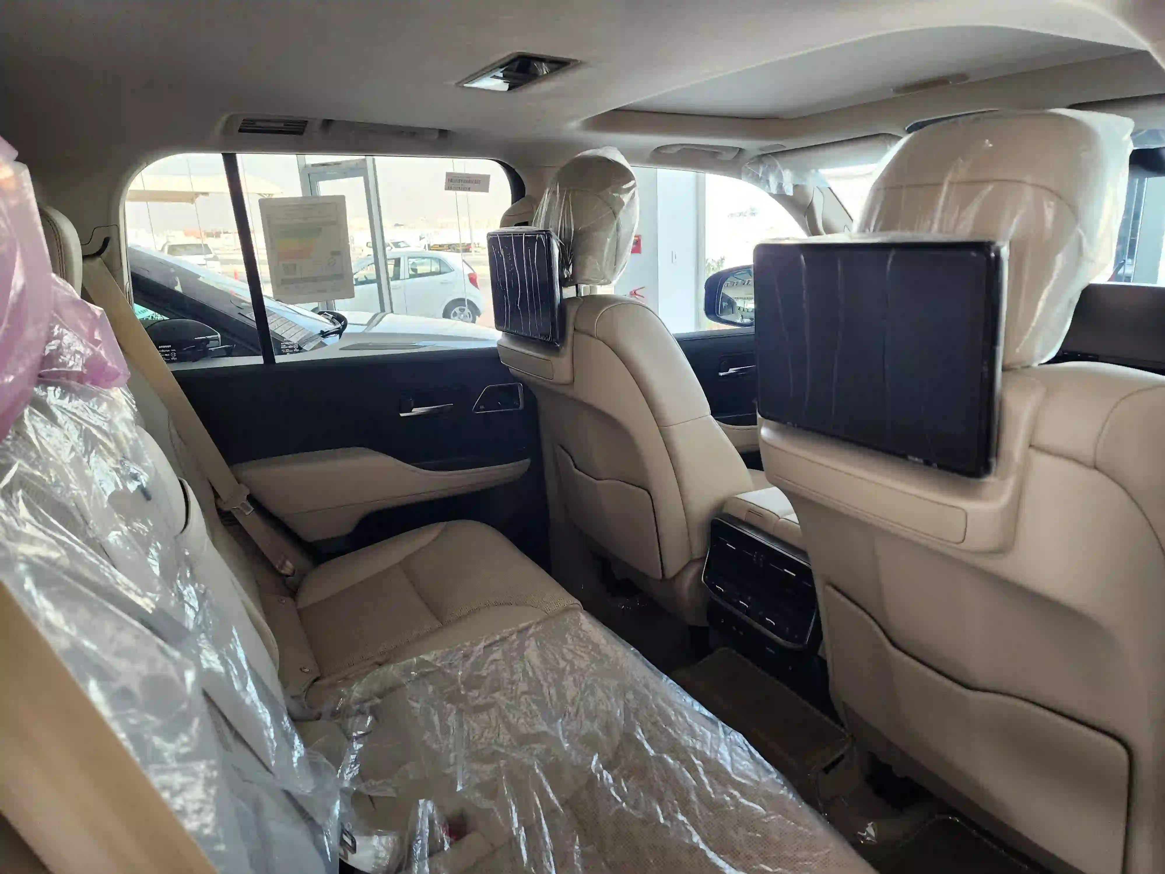 Toyota Land Cruiser VX.R 2025 - Image 3
