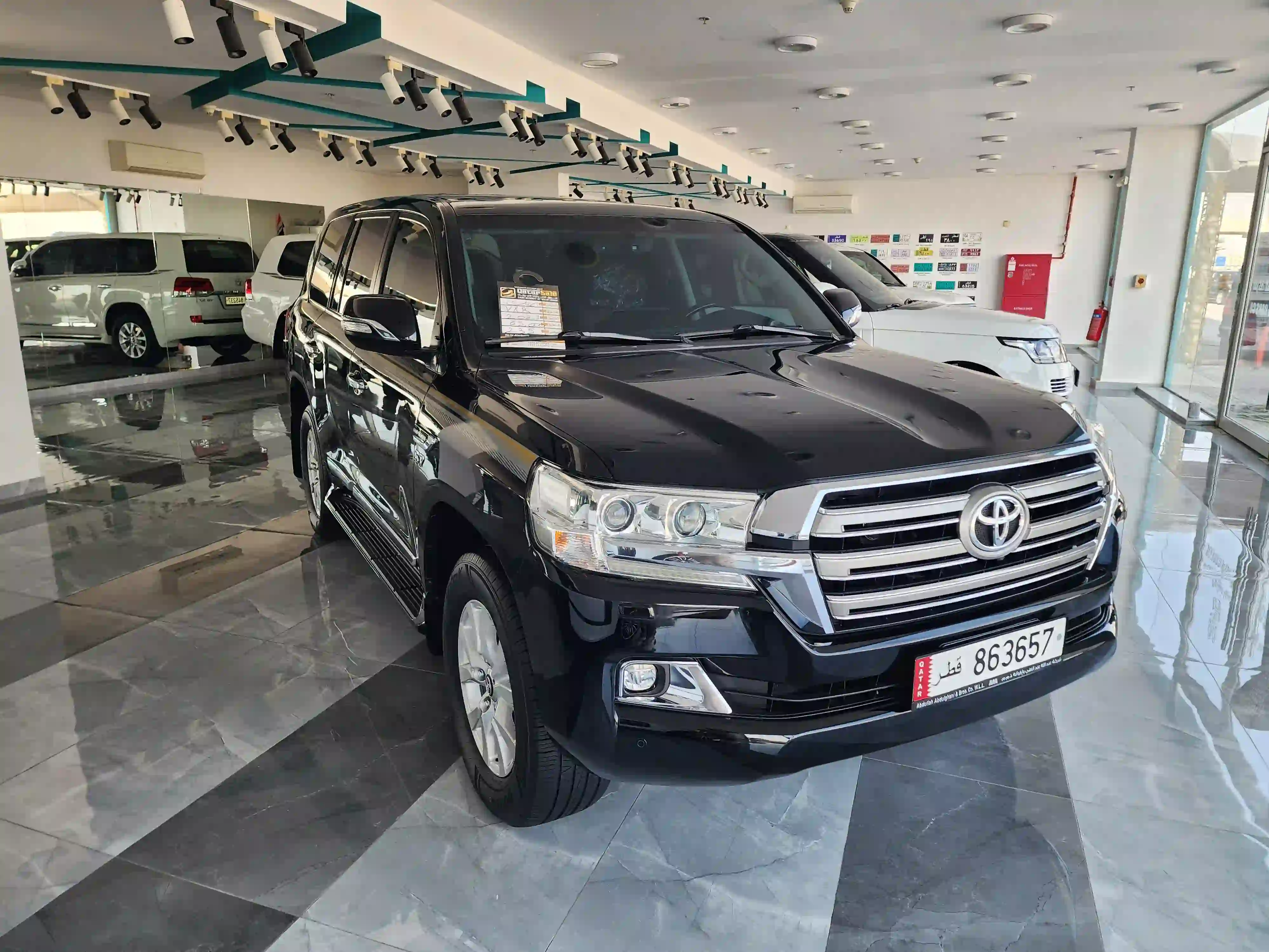 Toyota Land Cruiser VX.R 2021 - Image 1
