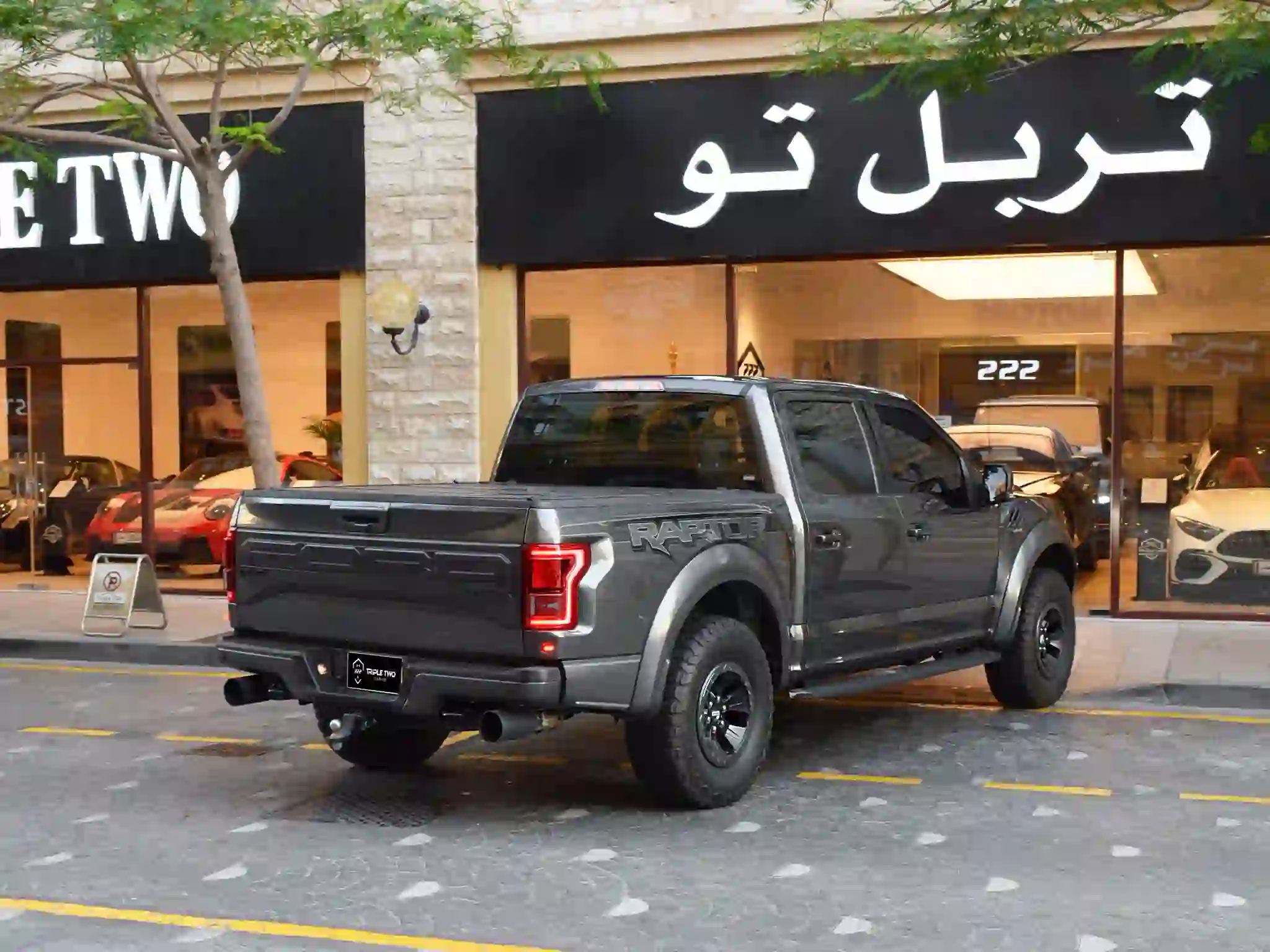 Ford Raptor f 150 2018 - Image 2