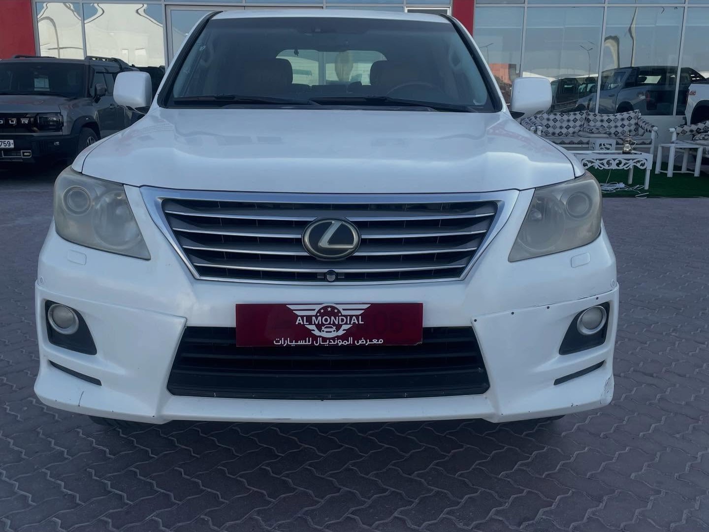 Lexus LX 570 2011