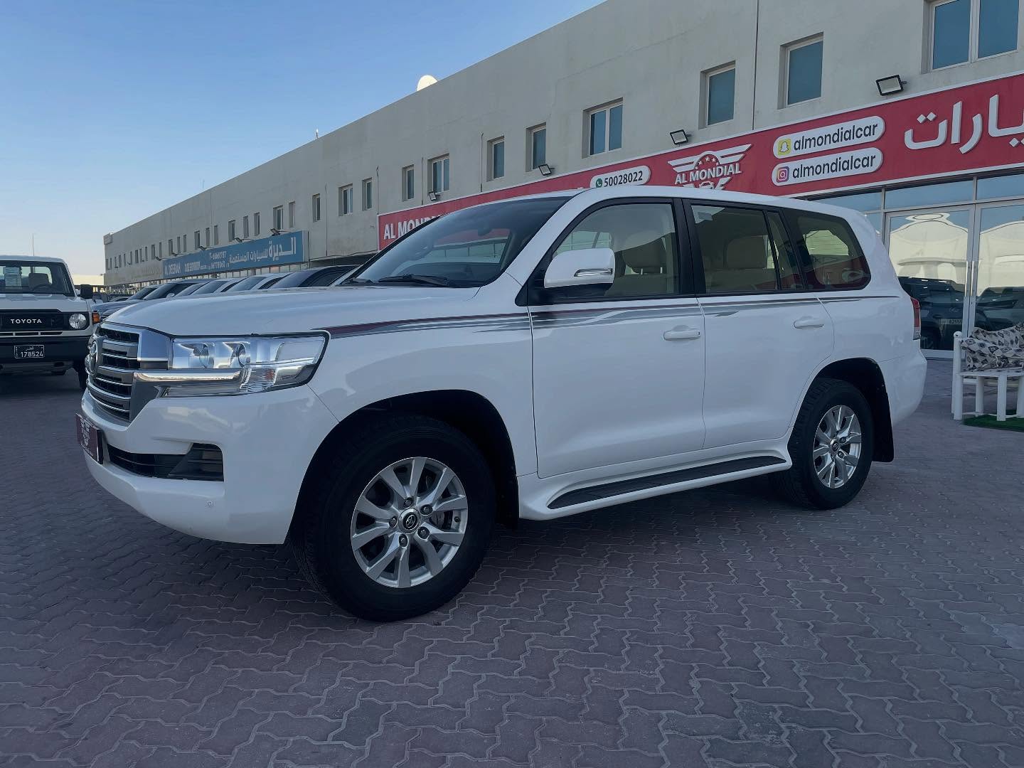 Toyota Land Cruiser GX.R 2021 - Image 2