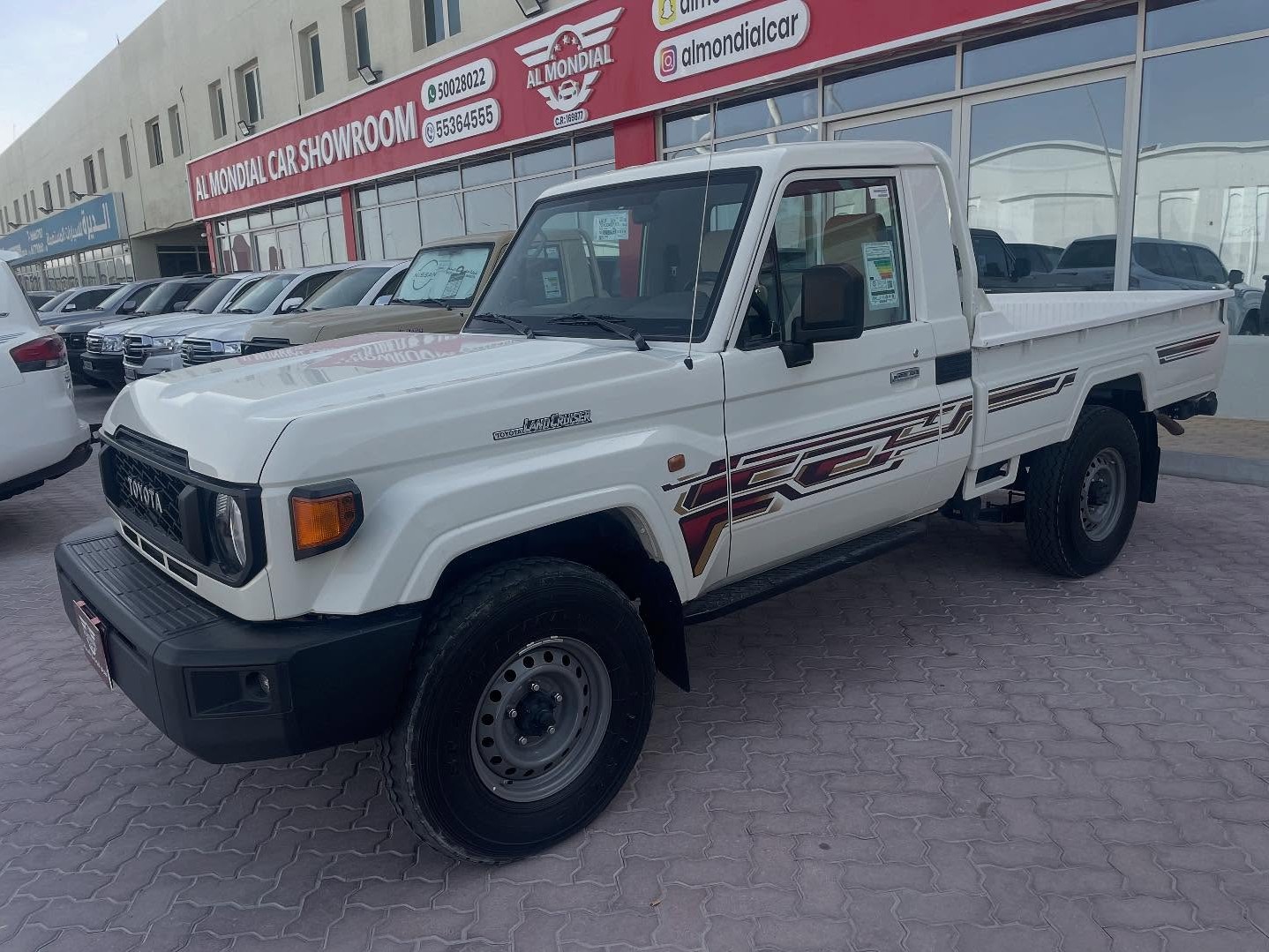 Toyota LX  2024