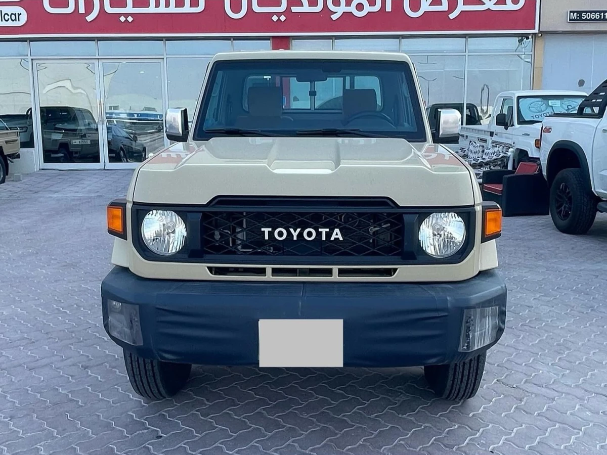 Toyota LX  2024
