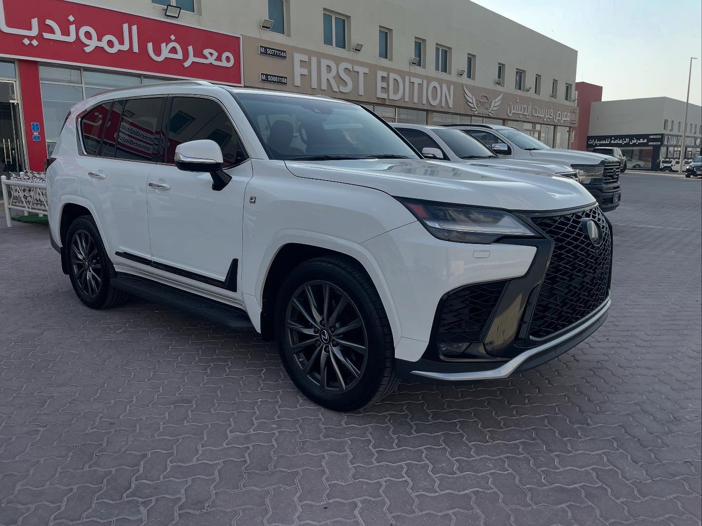 Lexus LX 600 2022 - Image 2