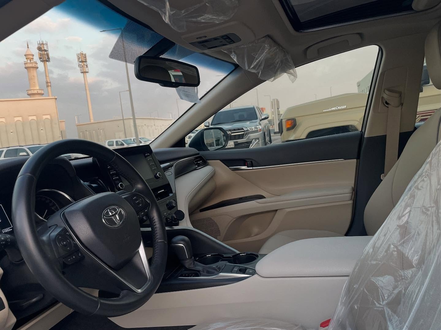 Toyota Camry 2024 - Image 3