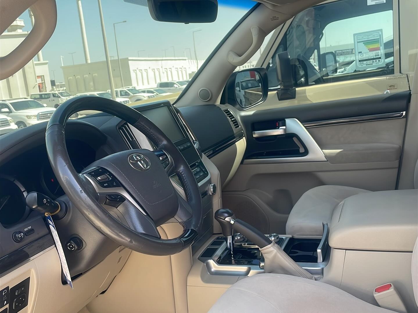 Toyota Land Cruiser VX.R 2019 - Image 3