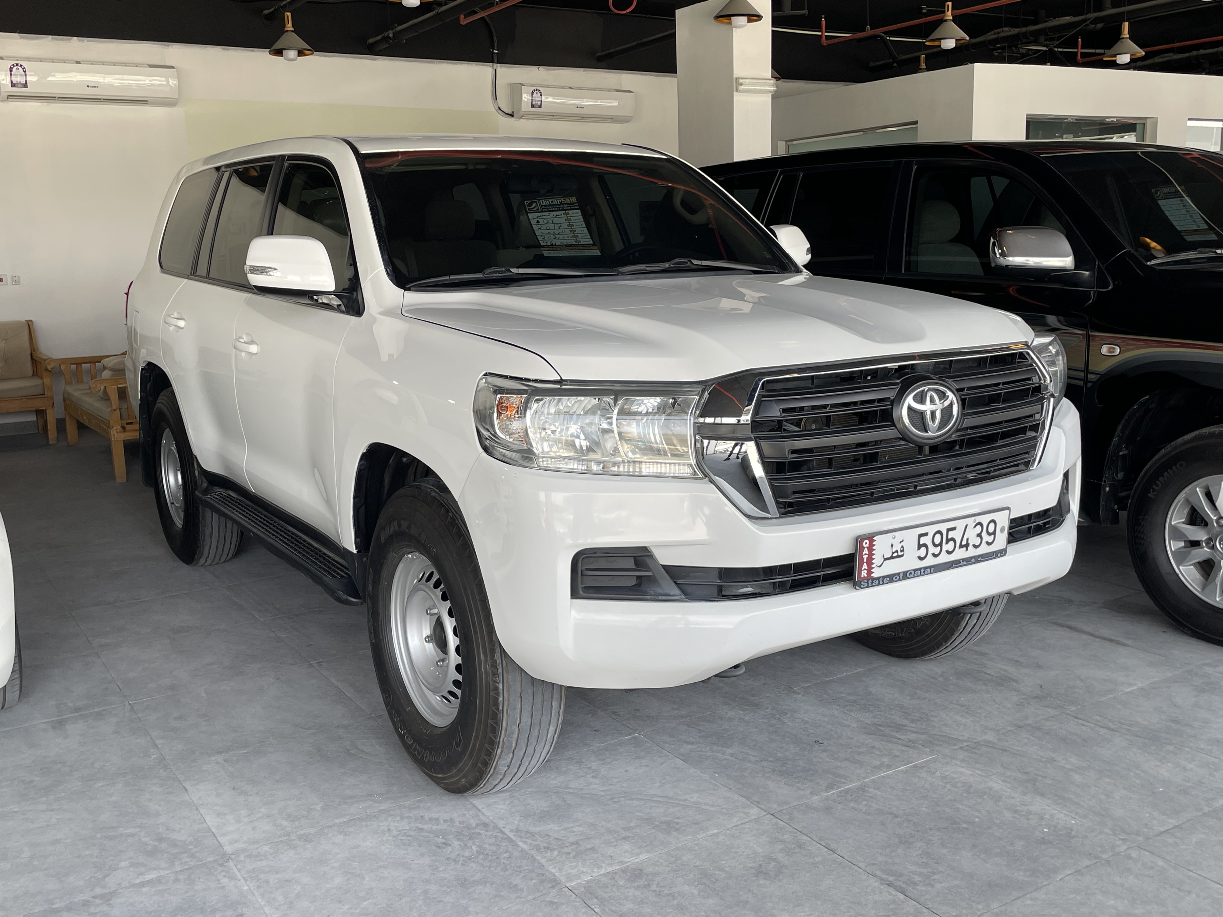 Toyota Land Cruiser G standard