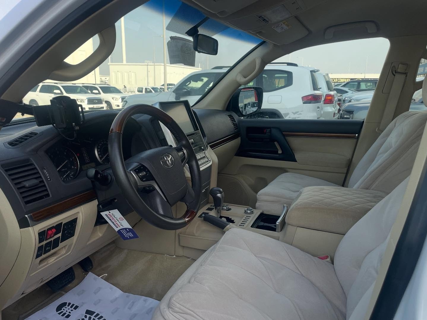 Toyota Land Cruiser GX.R 2017 - Image 4