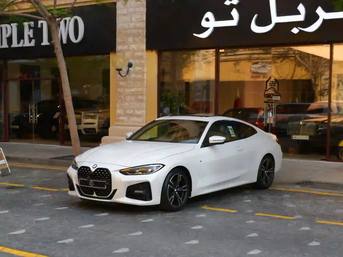 BMW 4-Series 420i 2024
