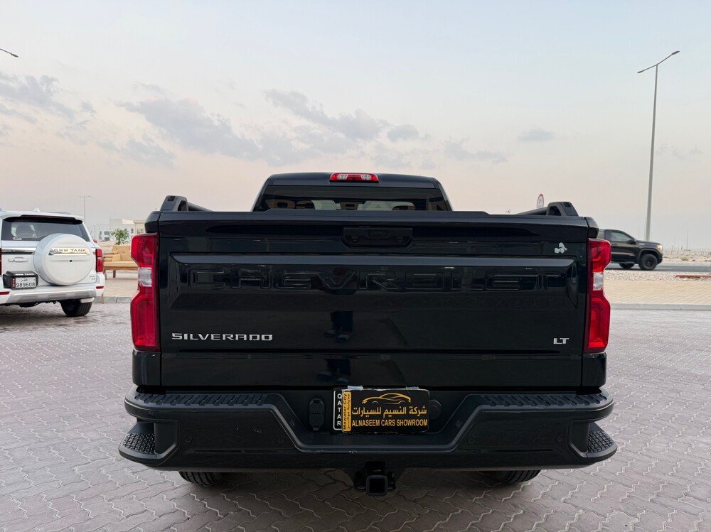 Chevrolet Silverado 2024 - Image 4