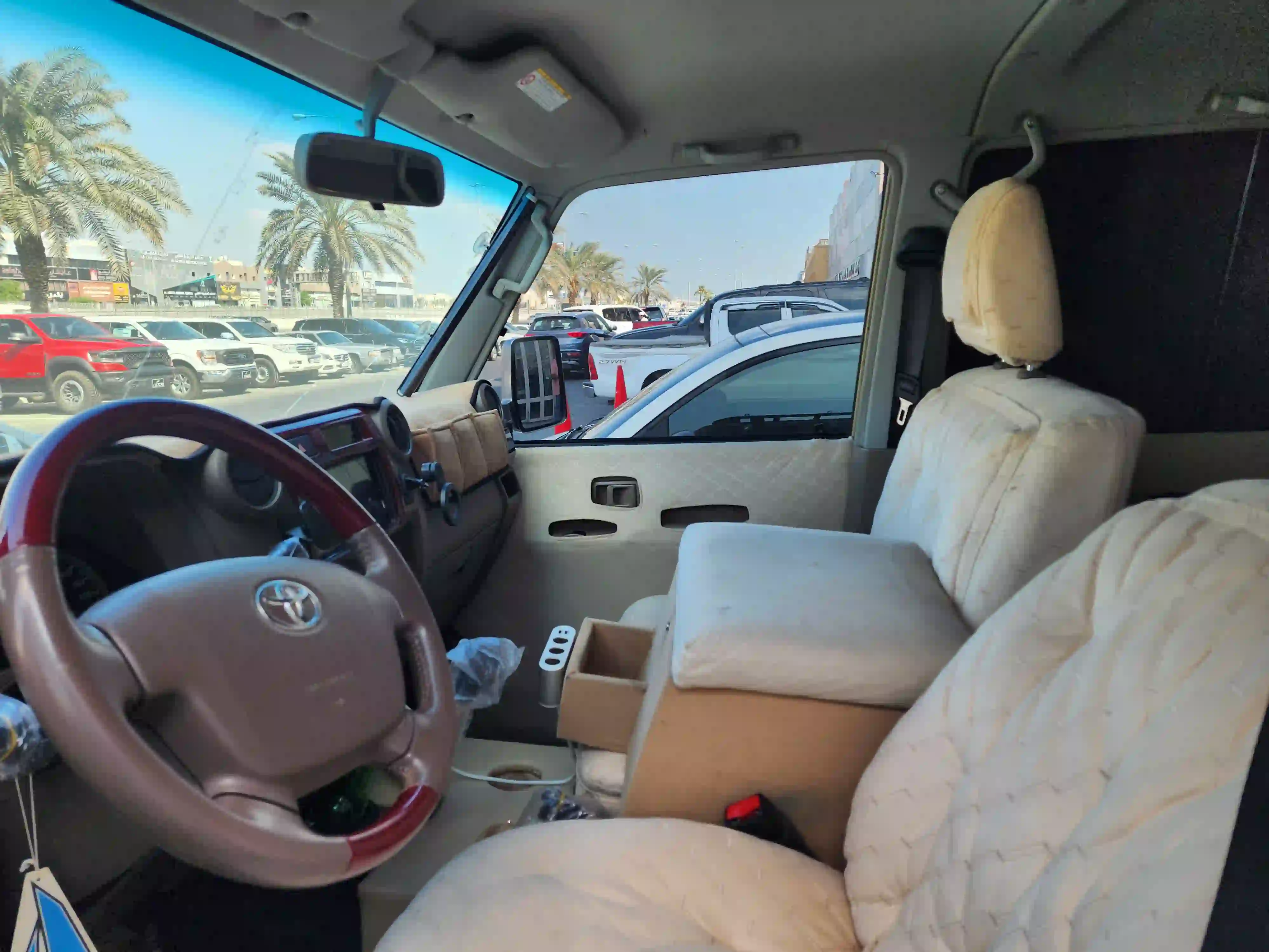 Toyota LX  2018 - Image 2