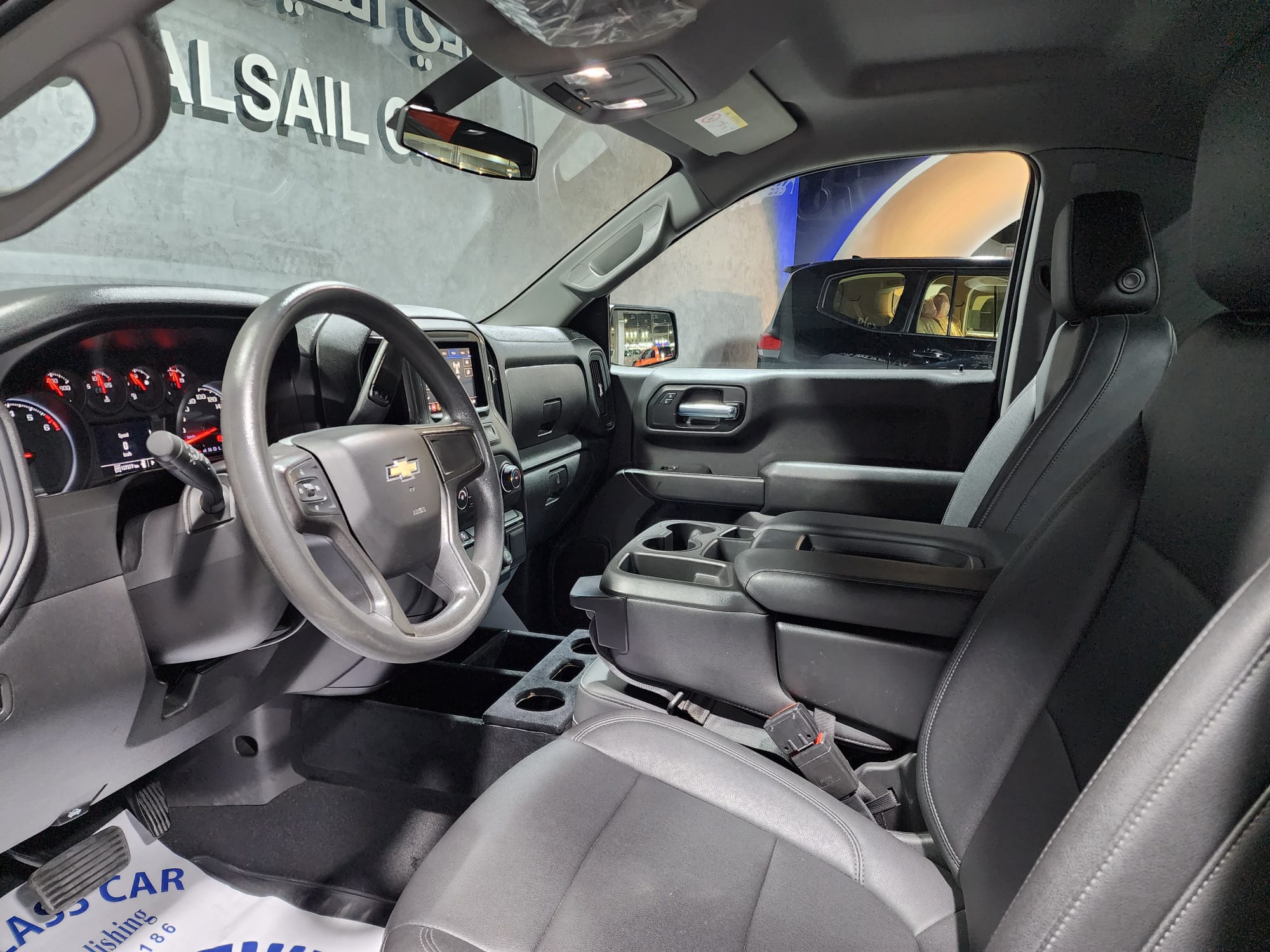 Chevrolet Silverado - Image 3