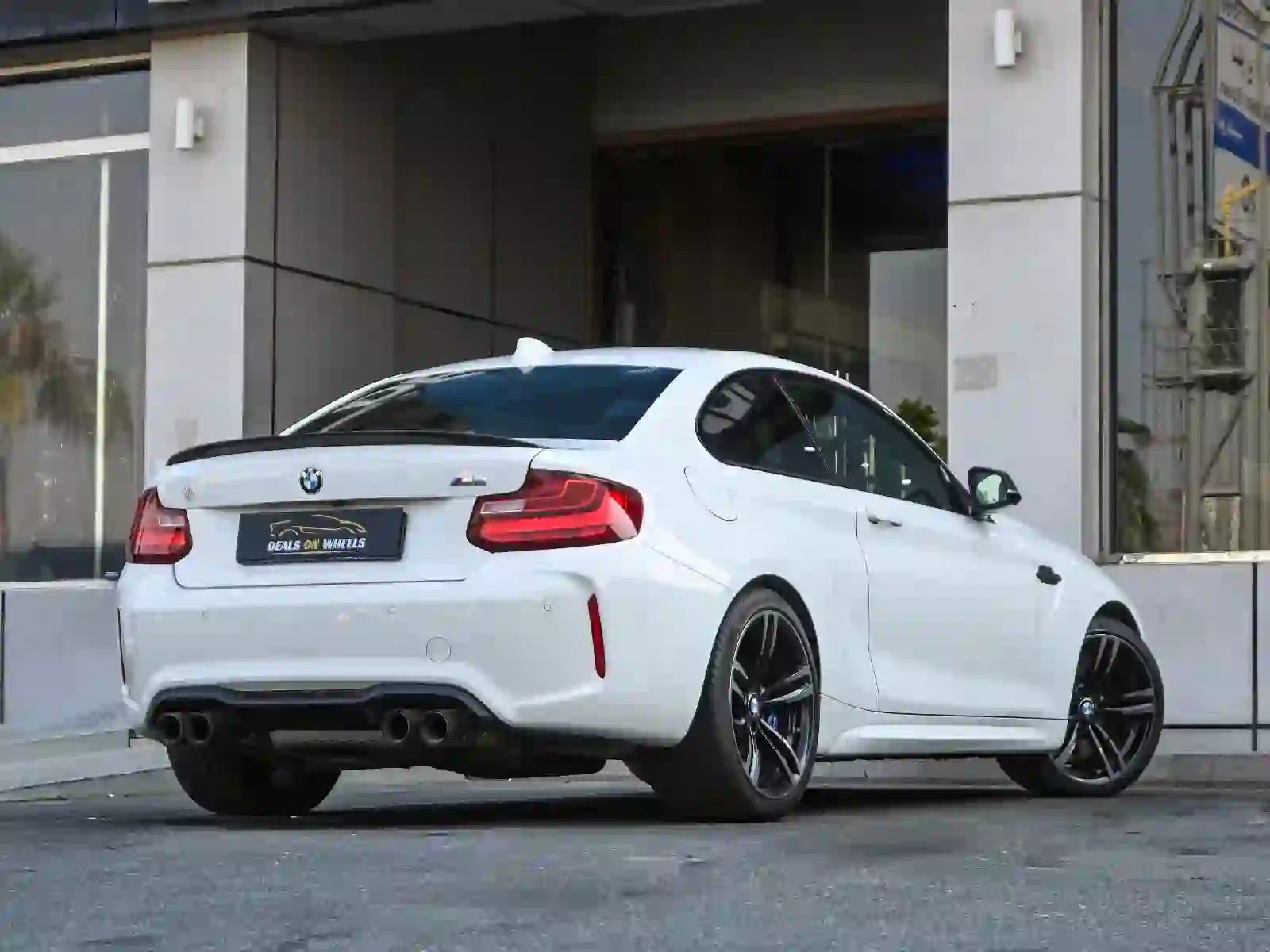 BMW M-Series 2  2016 - Image 3