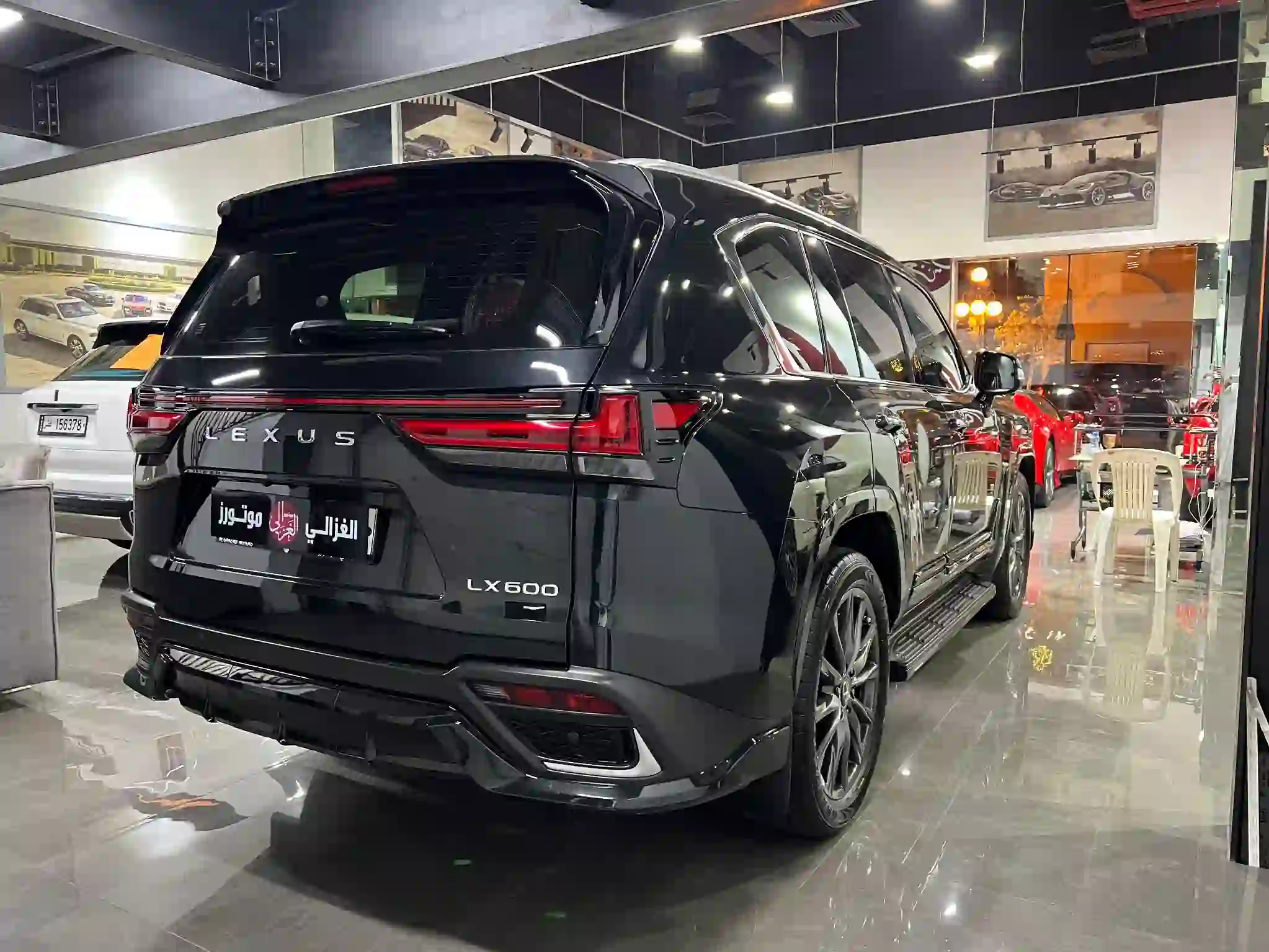 Lexus LX 600  F-Sport 2024 - Image 3