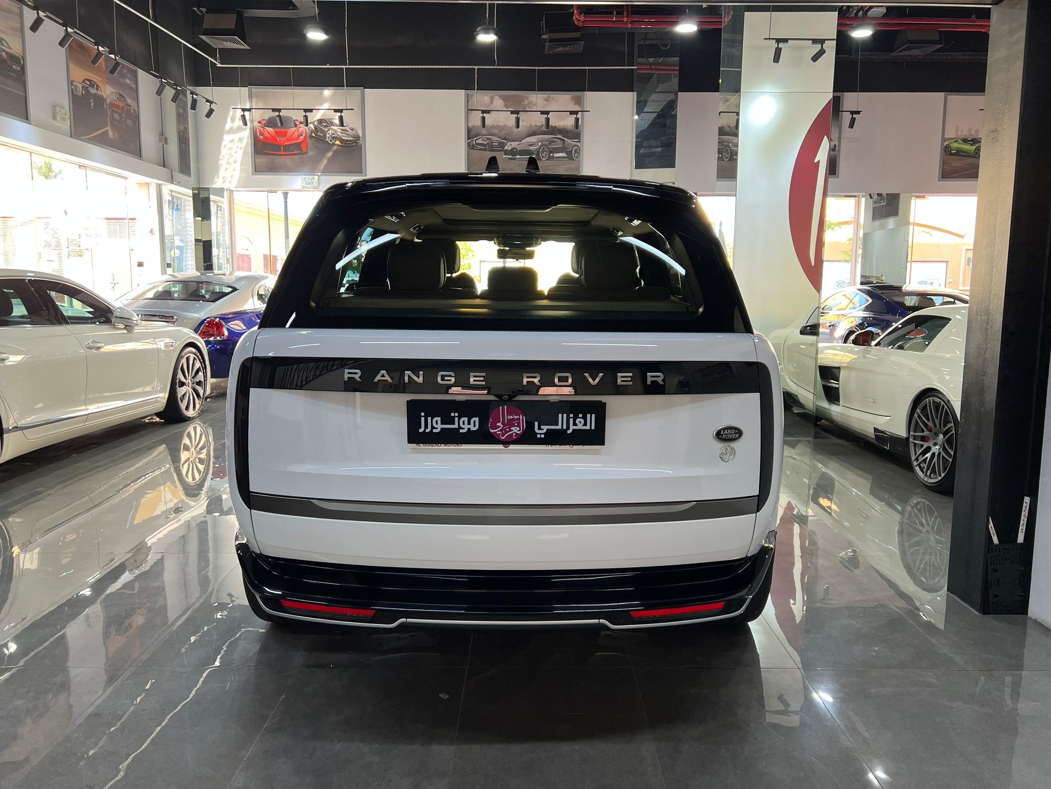 Land Rover Range Rover Vogue HSE 2022 - Image 3
