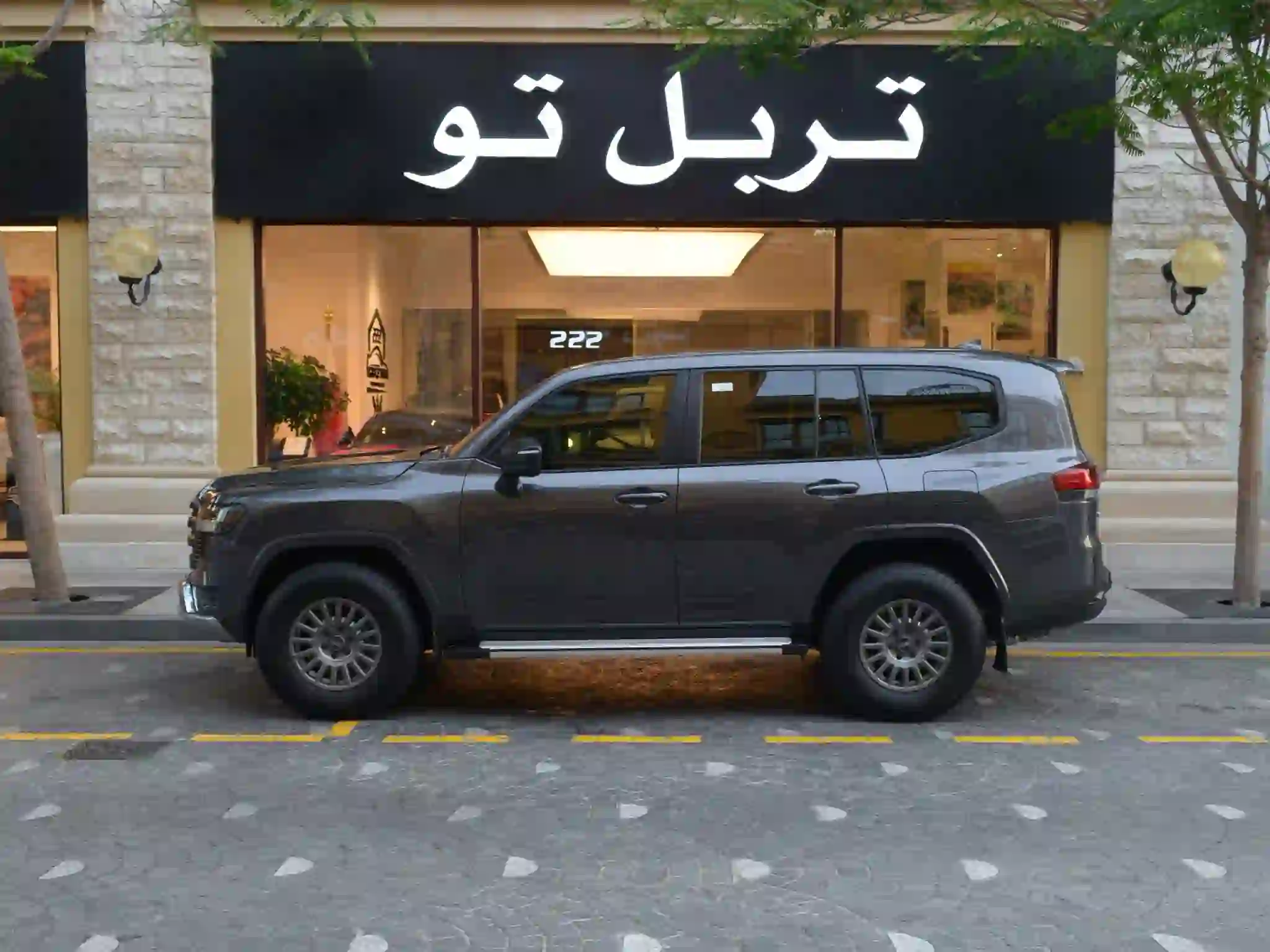 Toyota Land Cruiser GX 2024 - Image 2