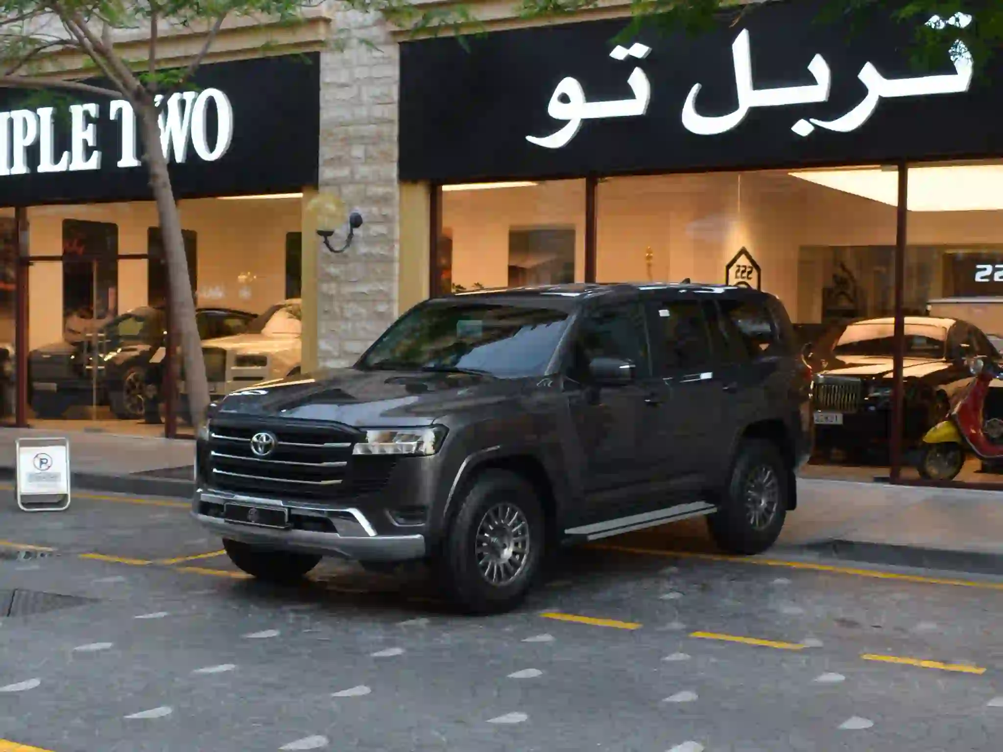 Toyota Land Cruiser GX 2024 - Image 3
