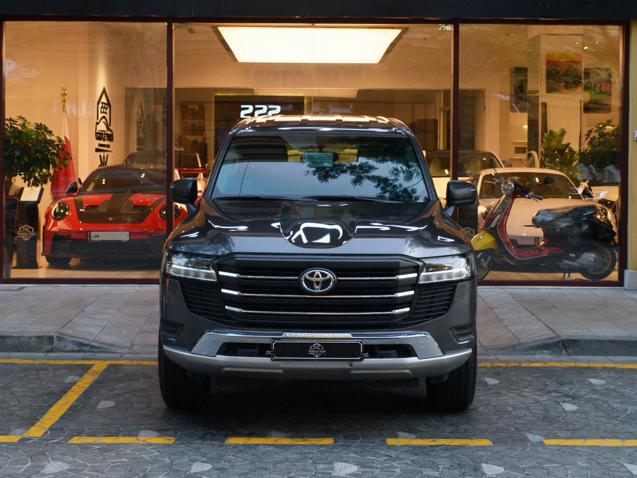 Toyota Land Cruiser GX 2024 - Image 4