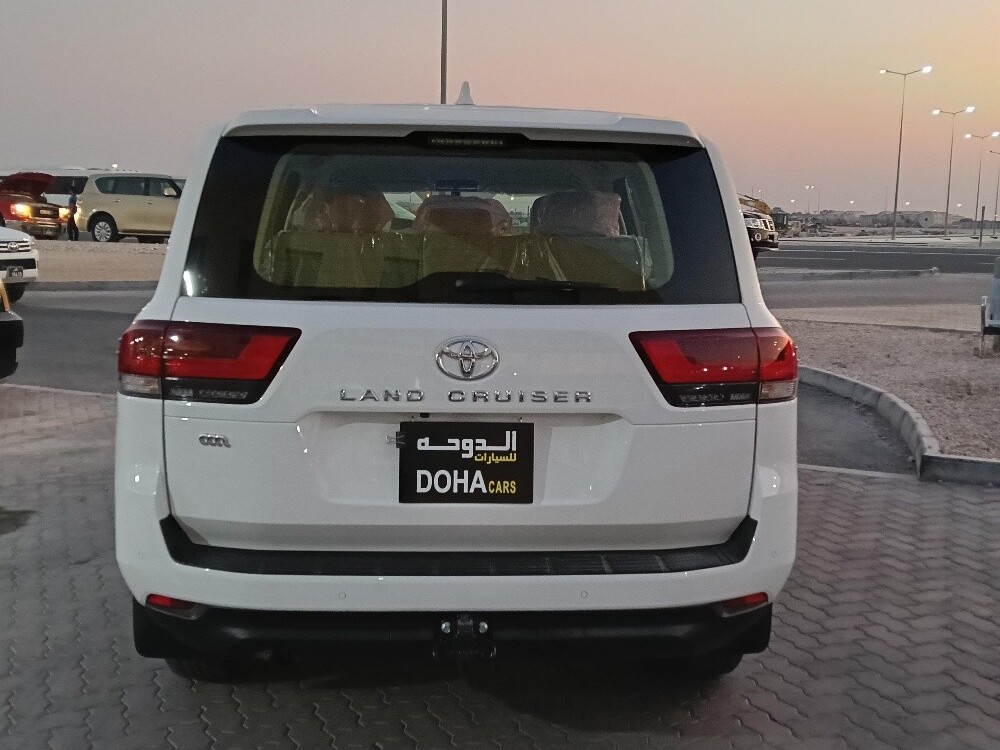 Toyota Land Cruiser GX 2025 - Image 4