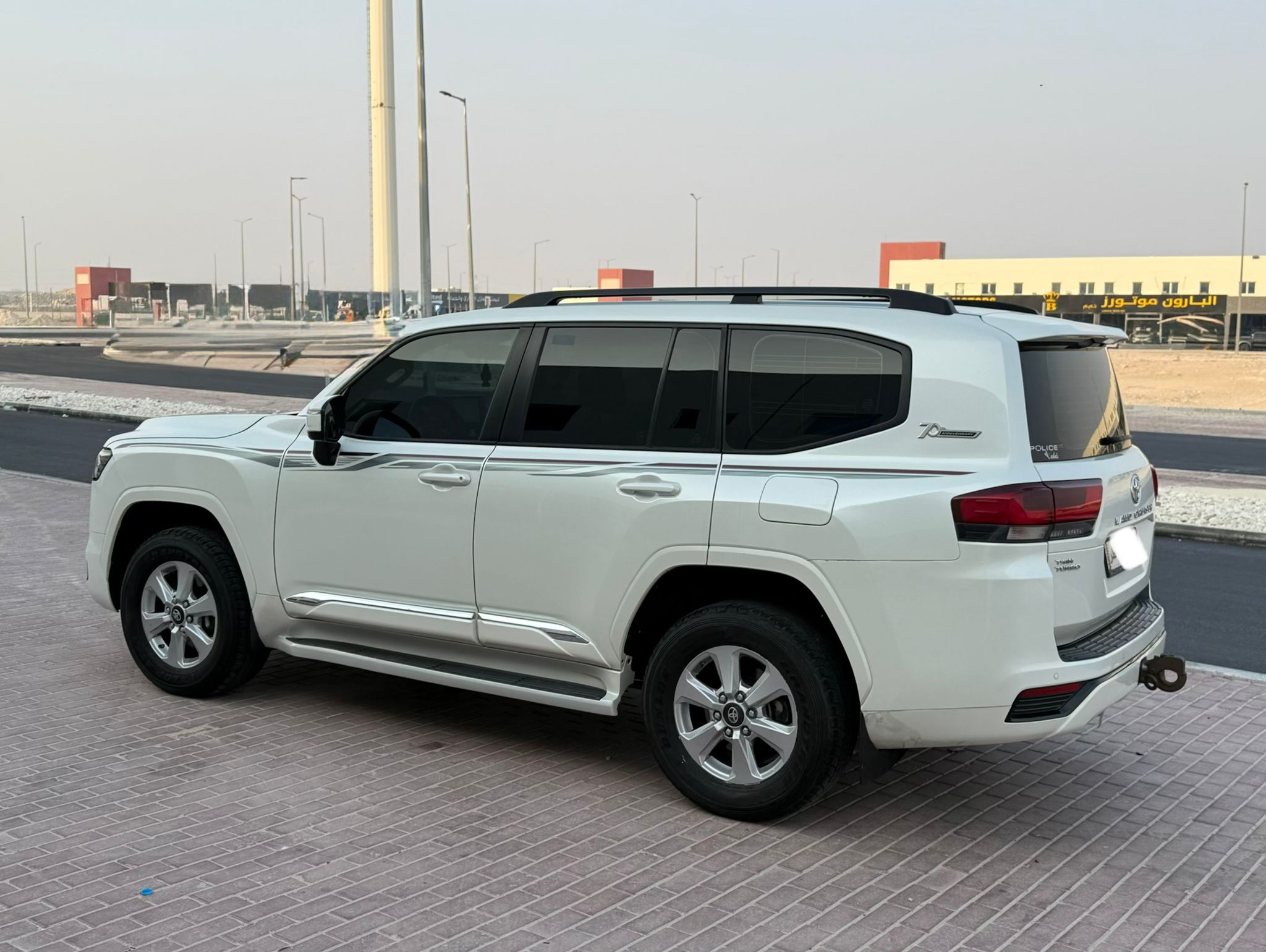 Toyota Land Cruiser GX.R 2022 - Image 4