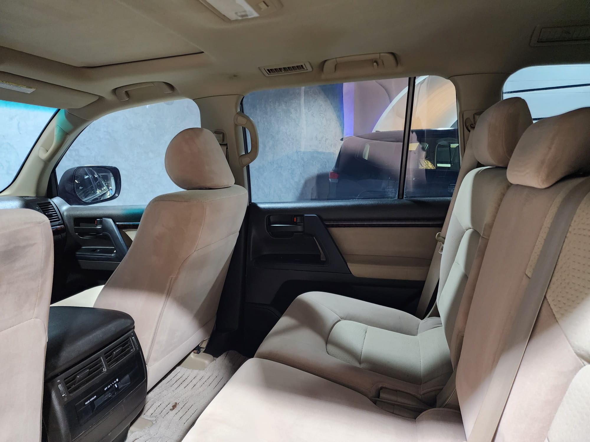 Toyota Land Cruiser GX.R - Image 3