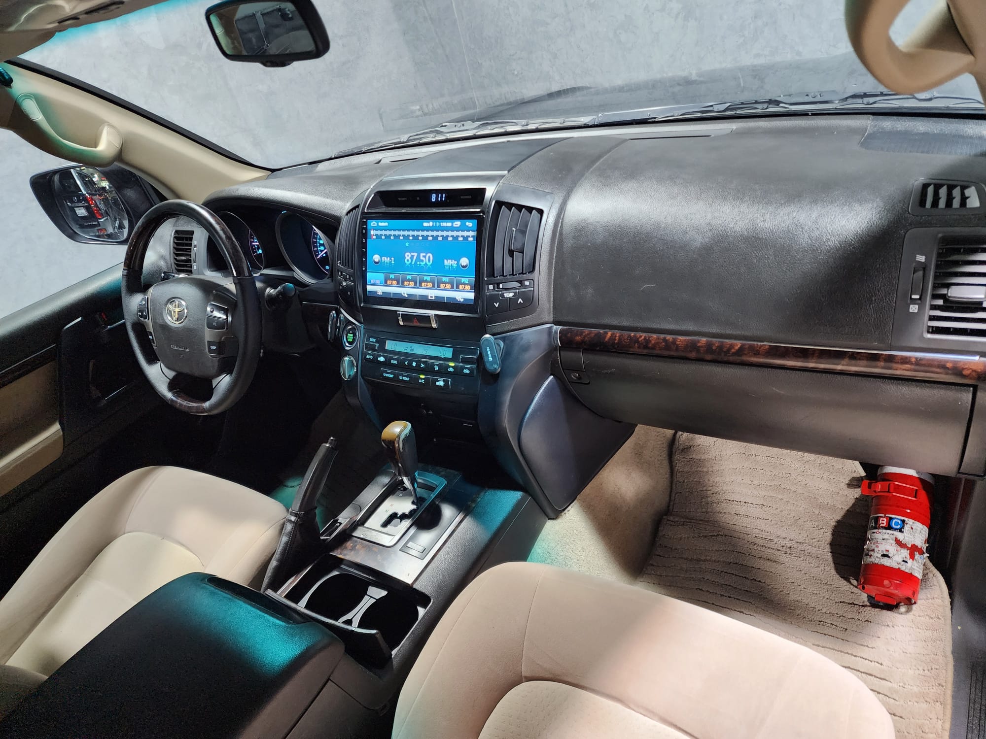 Toyota Land Cruiser GX.R - Image 4