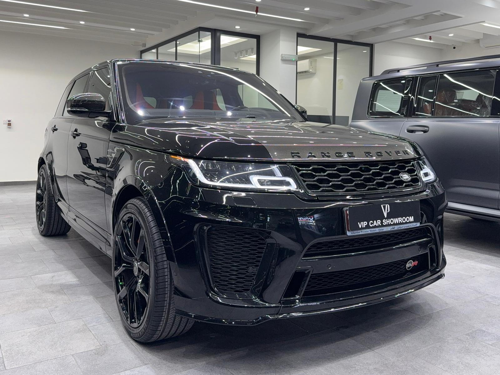 Land Rover Range Rover Sport SVR 2017 - Image 2