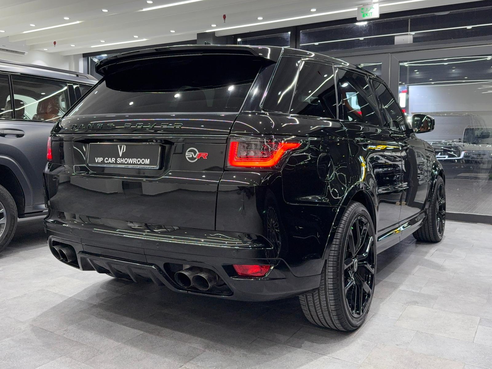 Land Rover Range Rover Sport SVR 2017 - Image 3