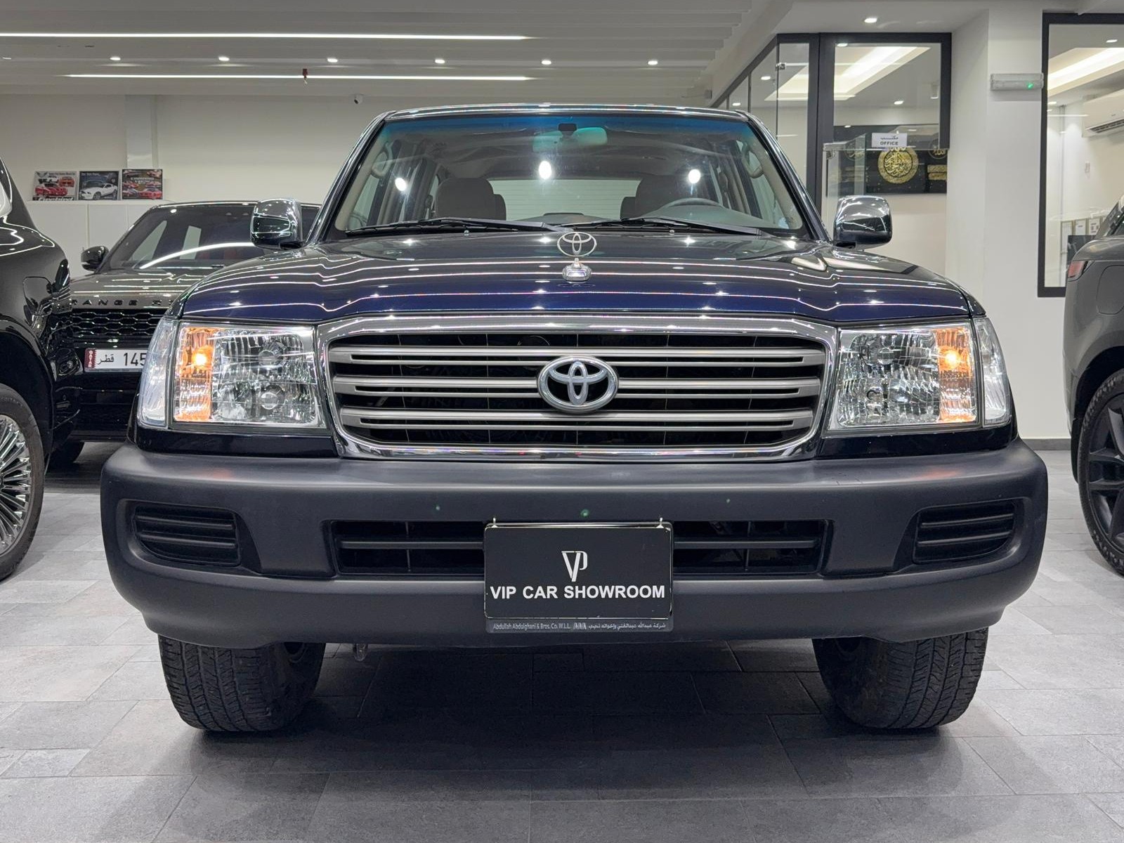 Toyota Land Cruiser GX.R 2004 - Image 1