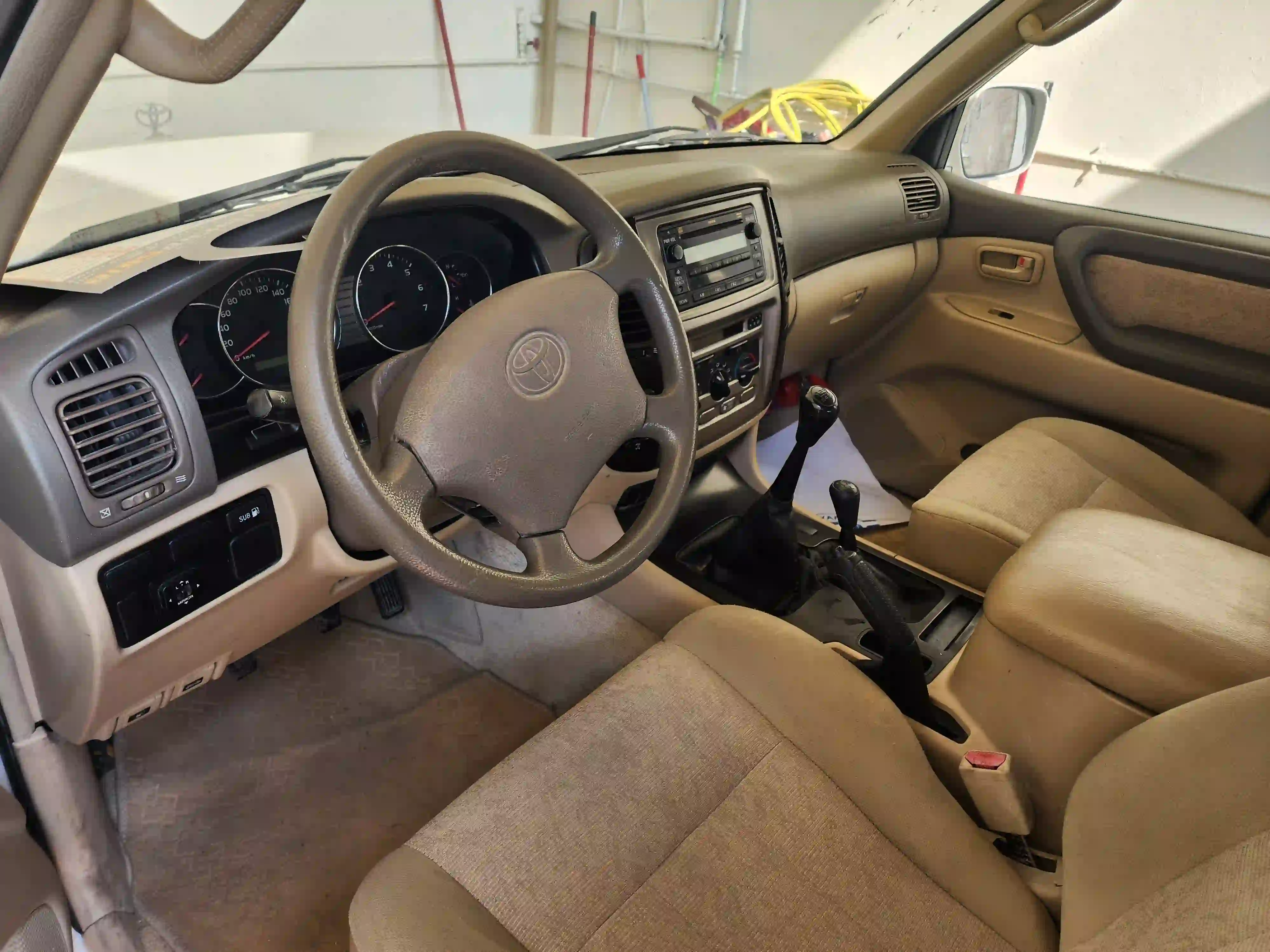Toyota Land Cruiser GX 2006 - Image 2