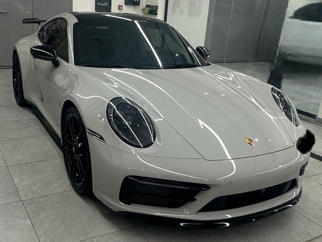 بورشه 911 جي تي أس 2024 - Image 1