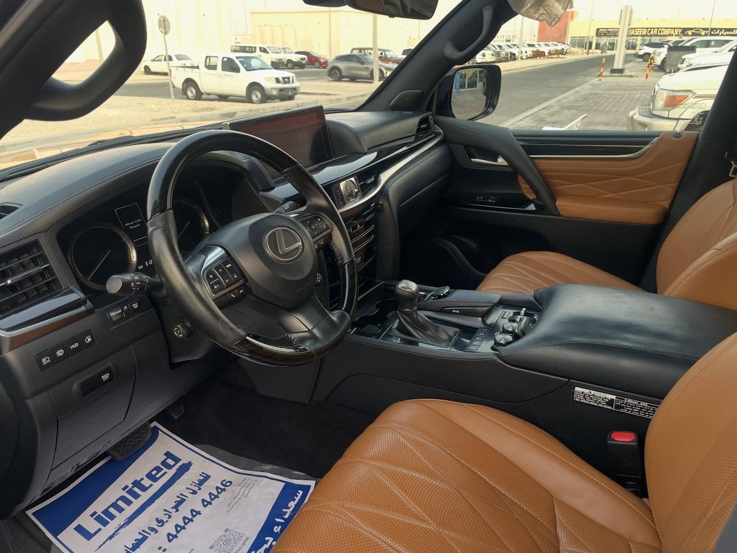 Lexus LX 570 S Black Edition 2017 - Image 4