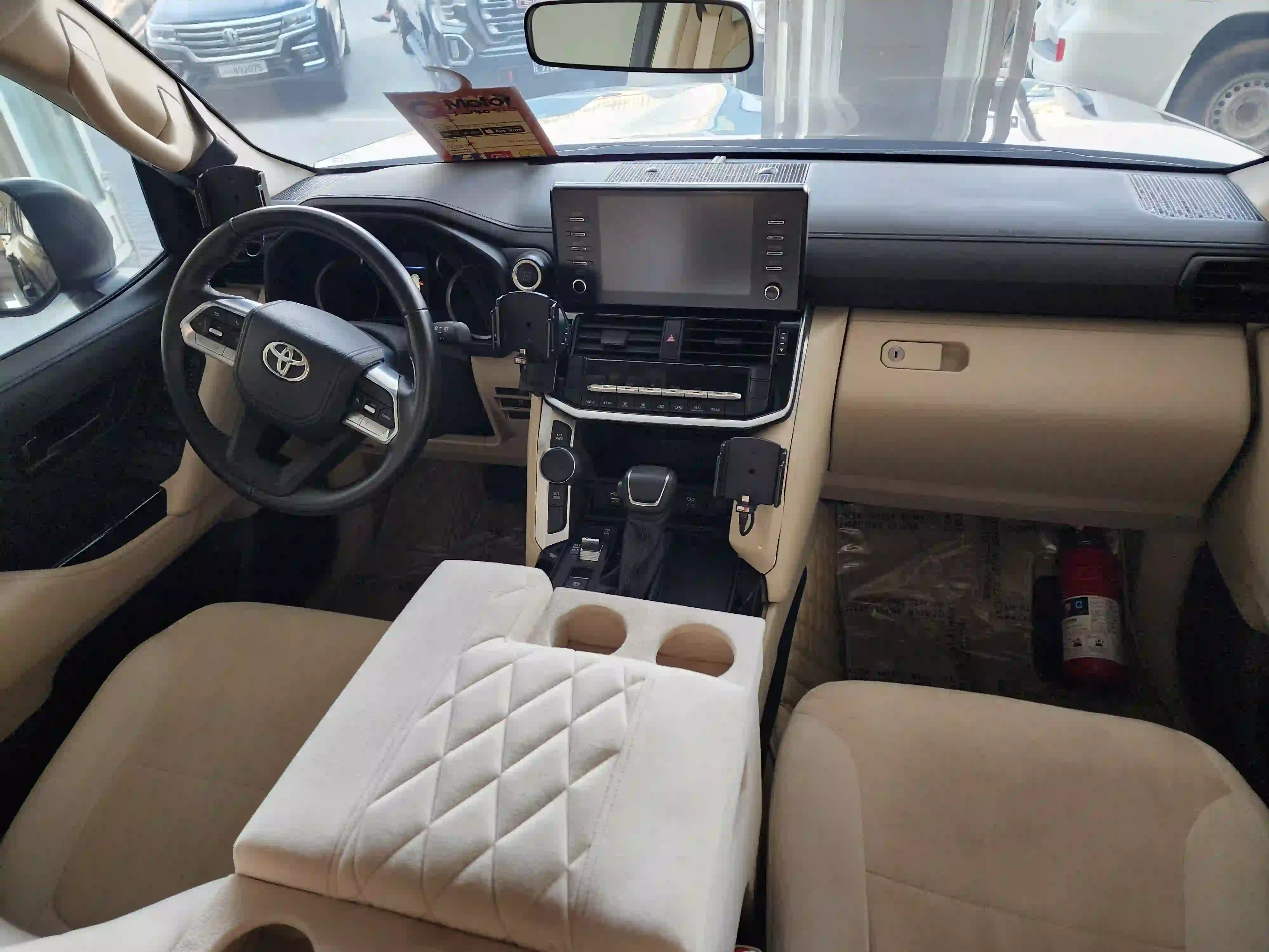 Toyota Land Cruiser GX 2023 - Image 4