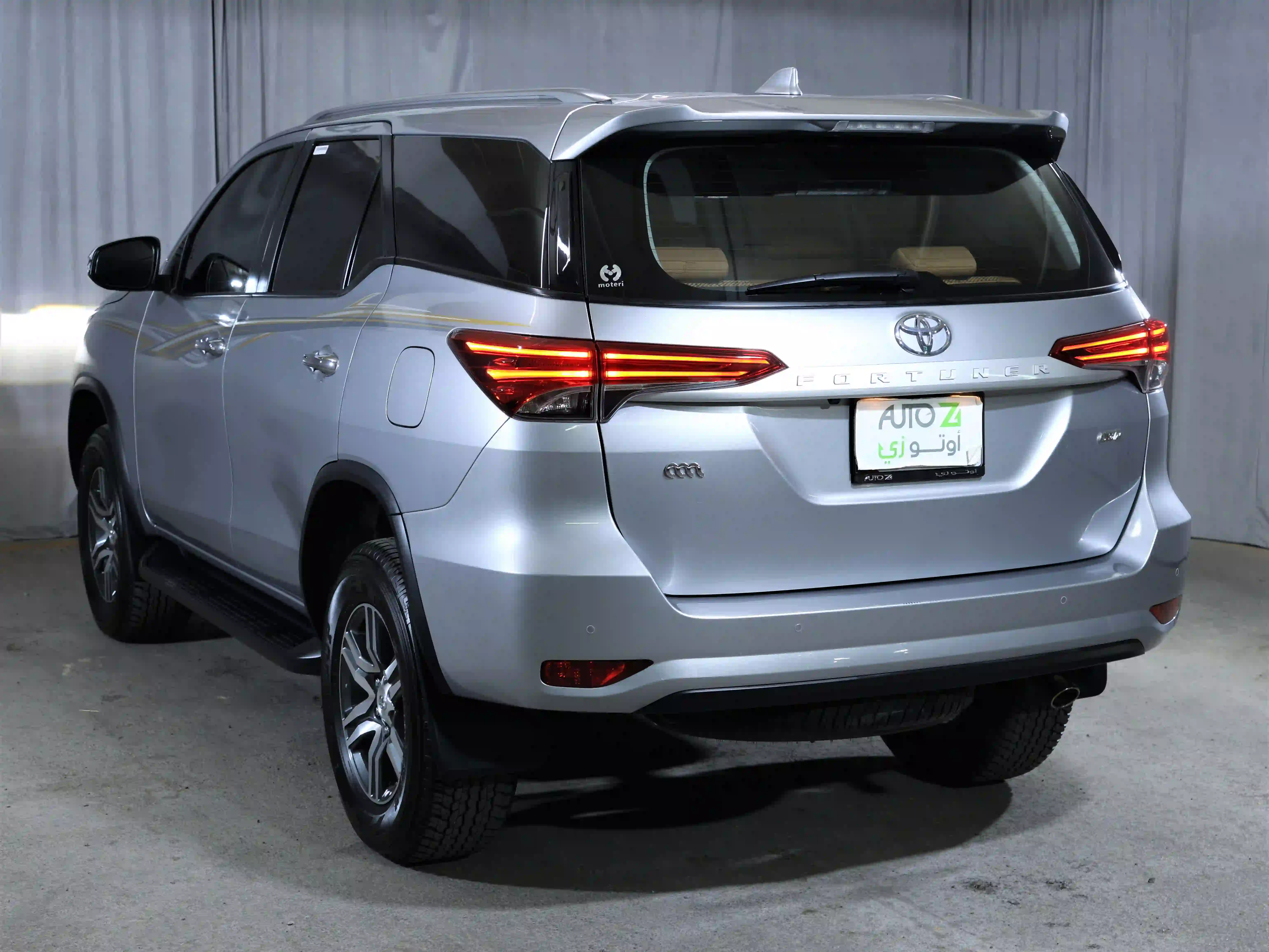 Toyota Fortuner V6 2024 - Image 2