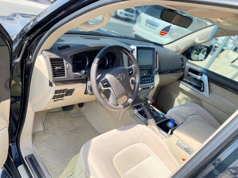 Toyota Land Cruiser VX.R 2020 - Image 2