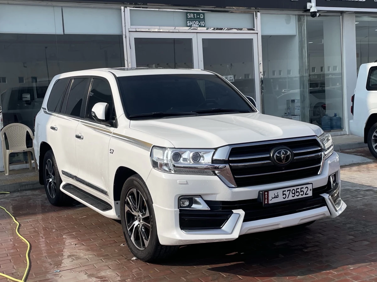 Toyota Land Cruiser GXR Grand Touring 2020