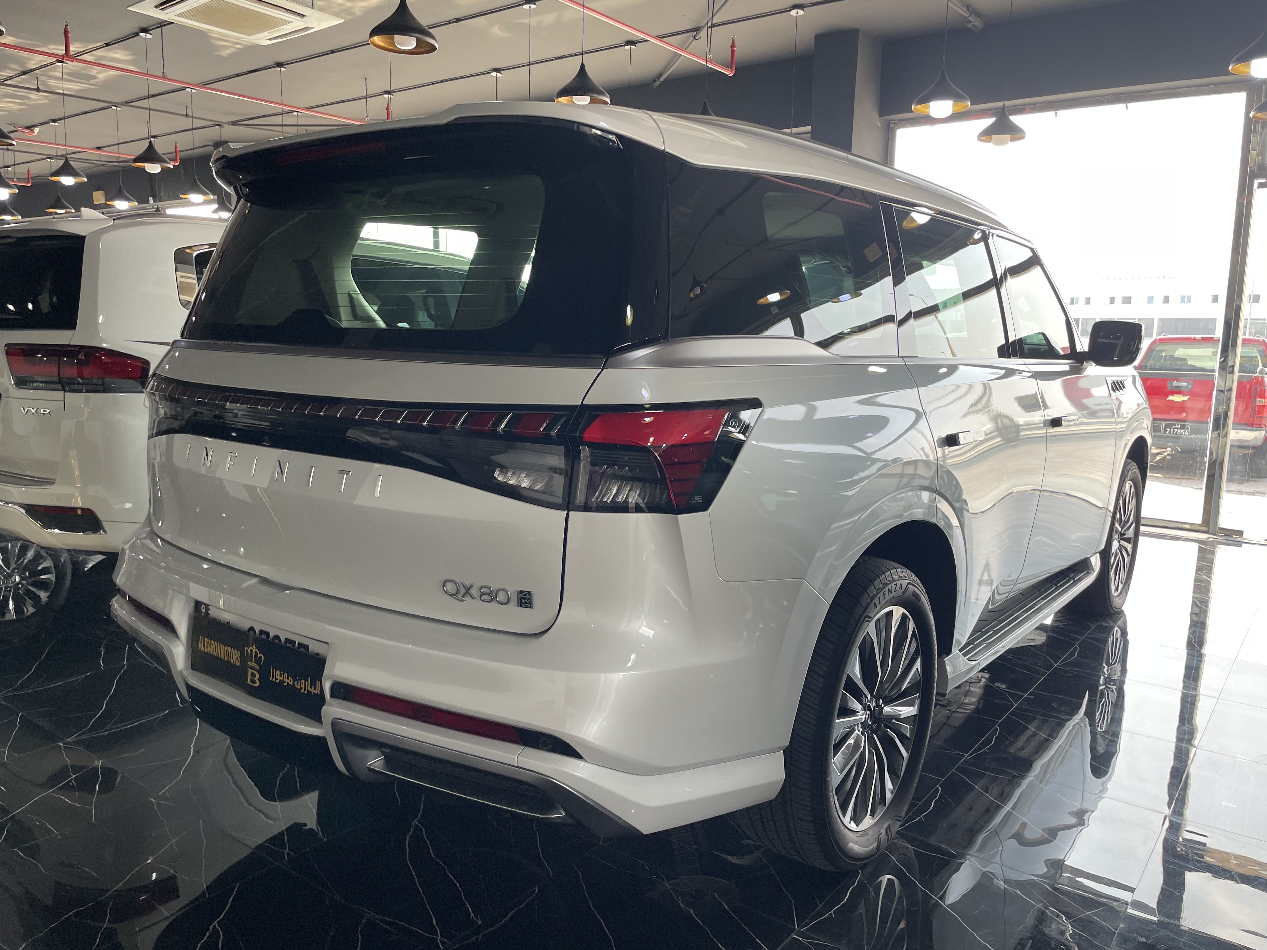 Infiniti QX 80 2025 - Image 2