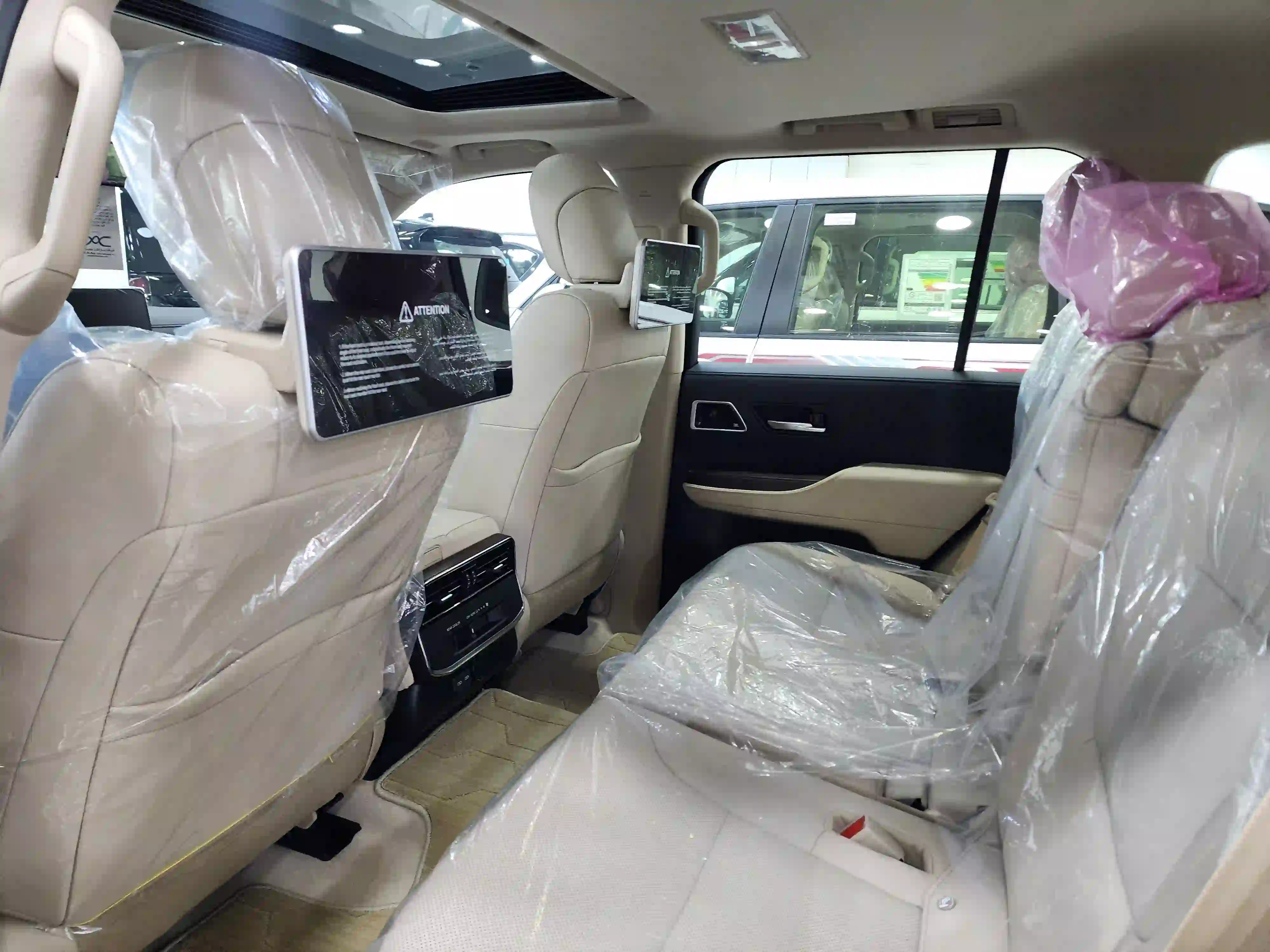 Toyota Land Cruiser GX.R 2026 - Image 4