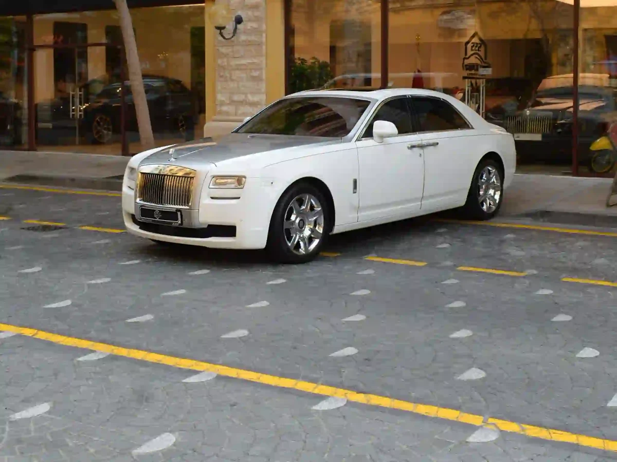 Rolls-Royce Ghost 2012