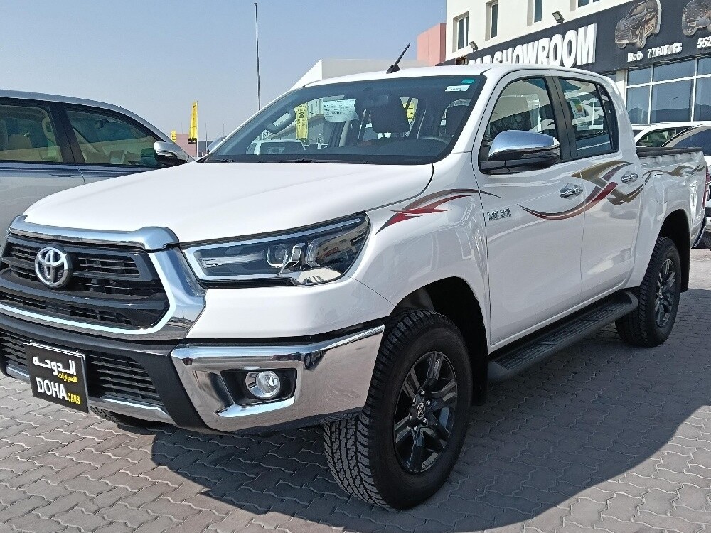 Toyota Hilux 2025 - Image 4