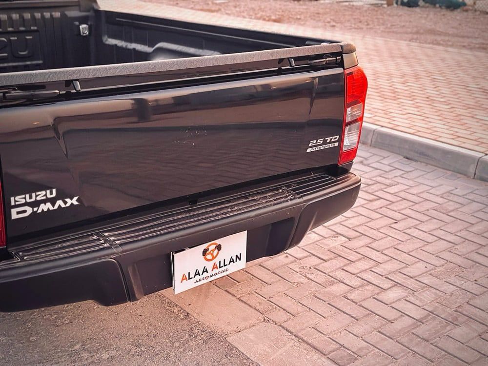 ISUZU D’MAX 2026 - Image 2