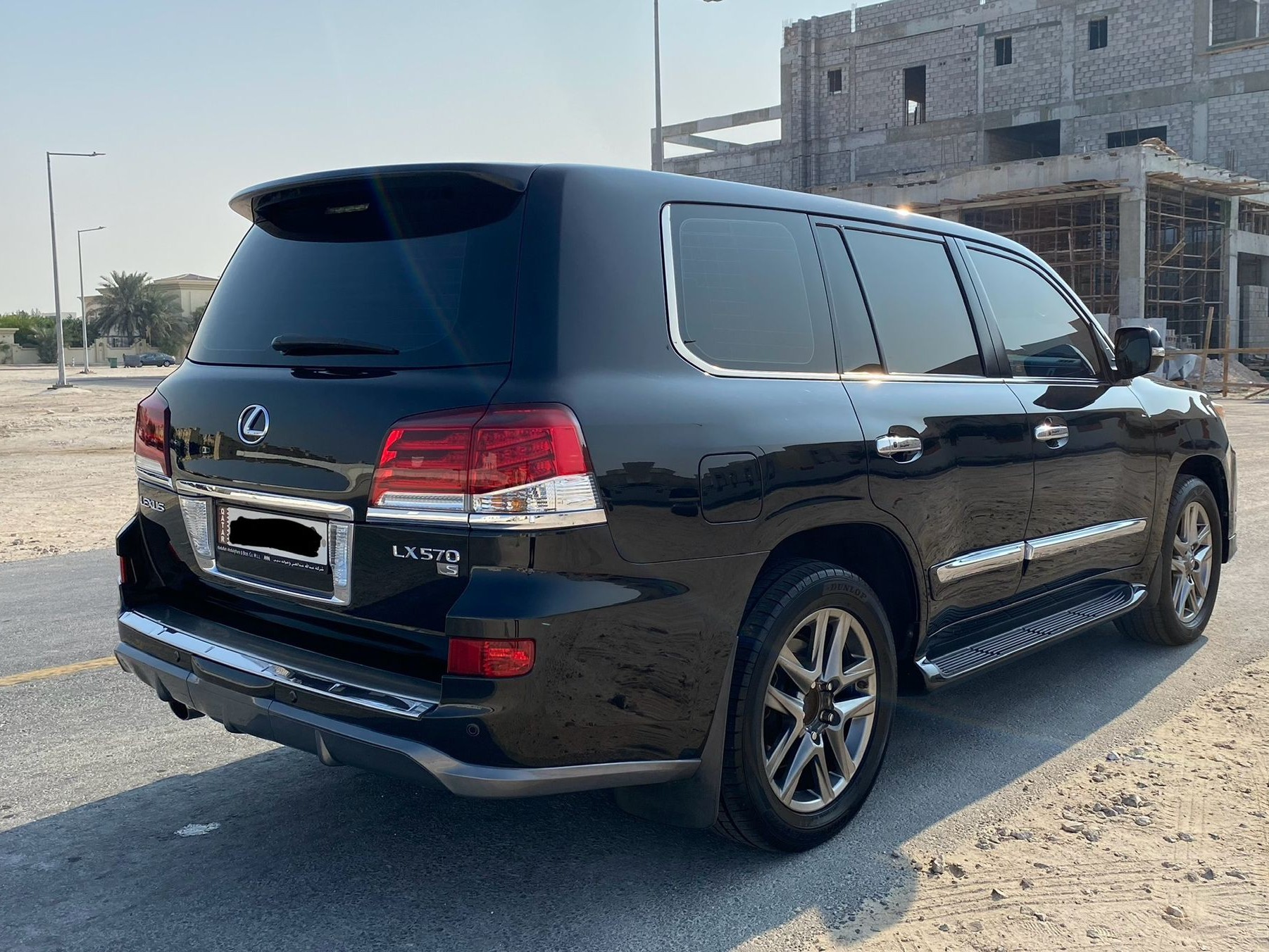 Lexus LX 570 2012 - Image 2