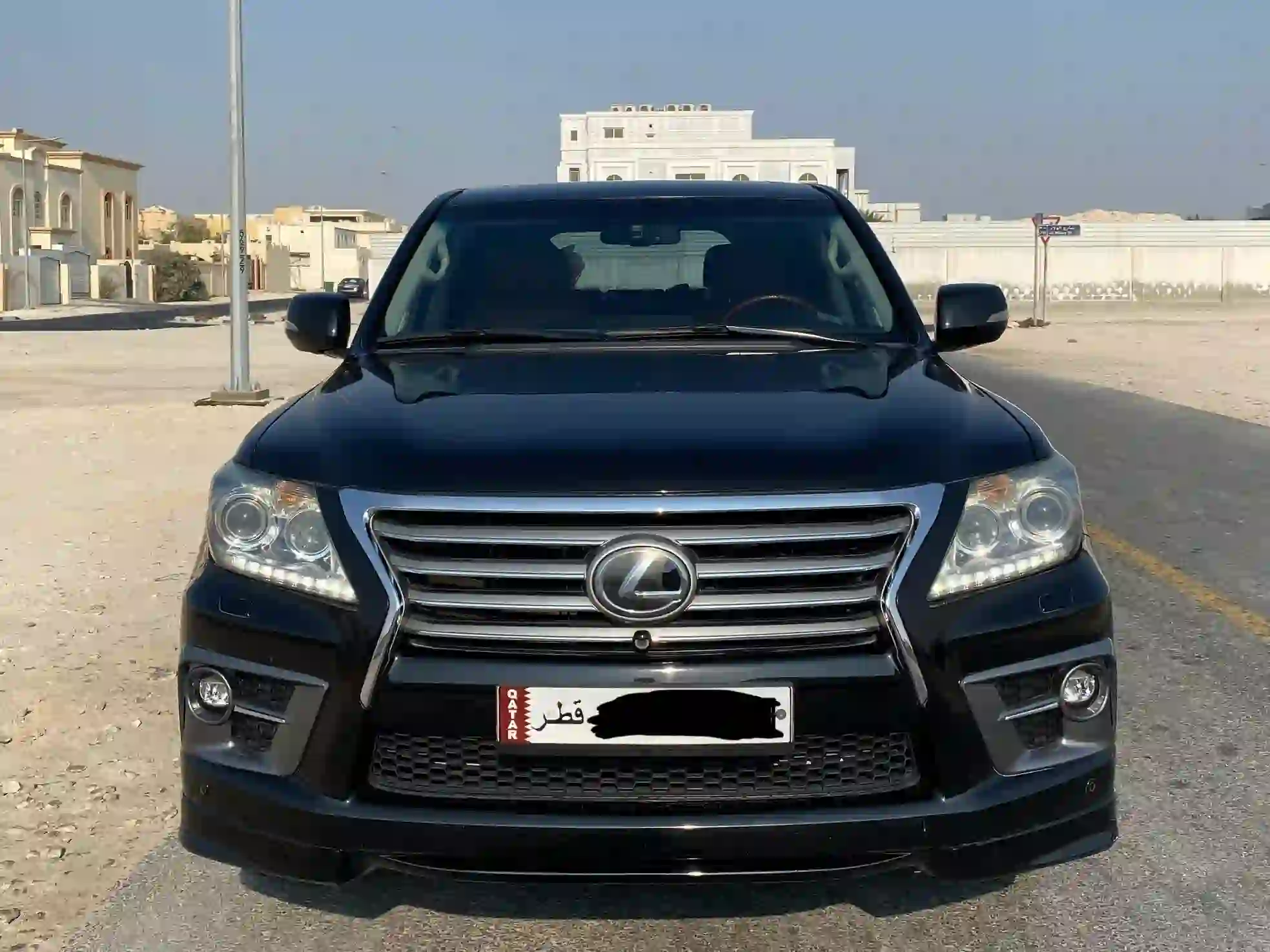 Lexus LX 570 2012 - Image 3