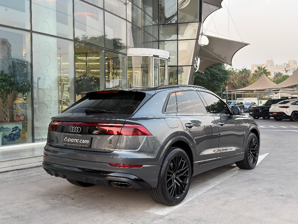 Audi Q8 S Line 2026 - Image 2
