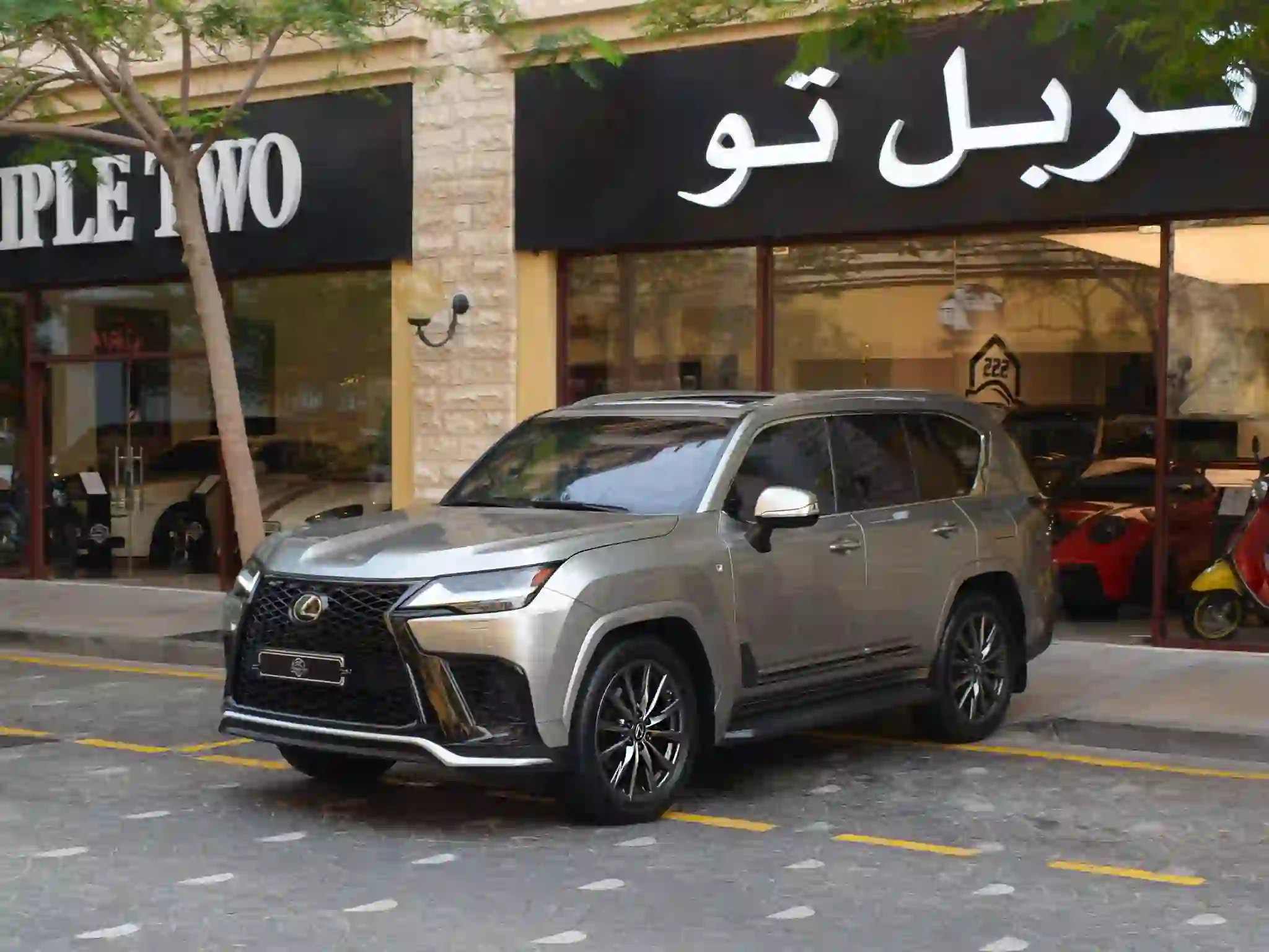 Lexus LX 600  F-Sport 2023