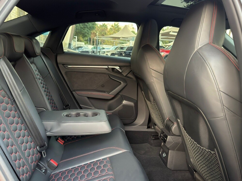 Audi RS 3  2022 - Image 4