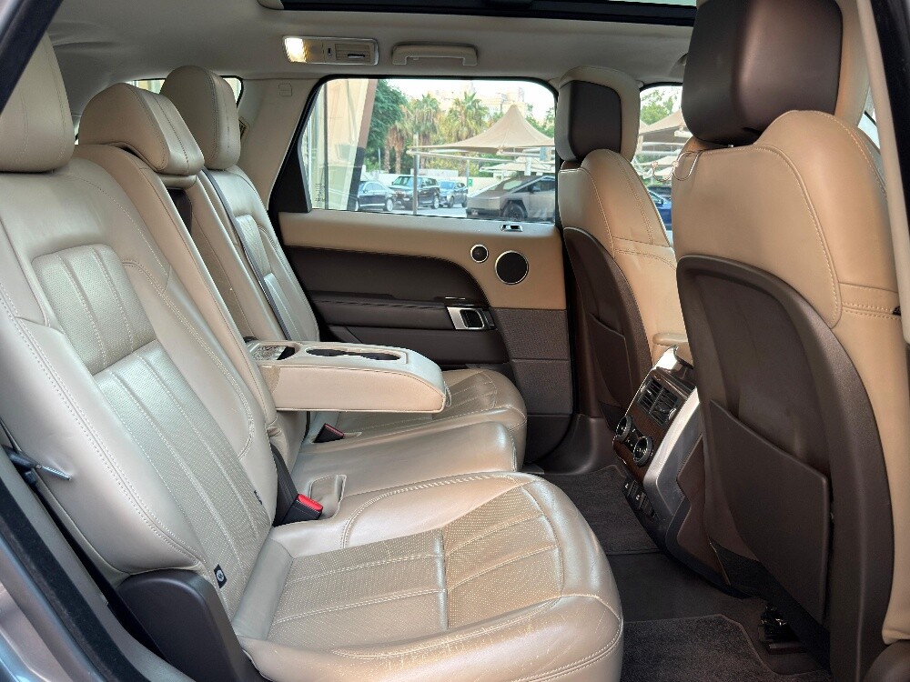Land Rover Range Rover 2019 - Image 2